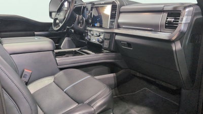 2025 Ford F-450SD Platinum DRW