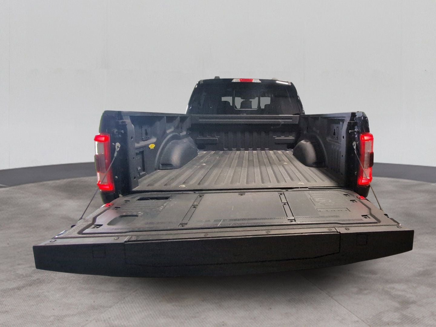 2023 Ford F-150 Base