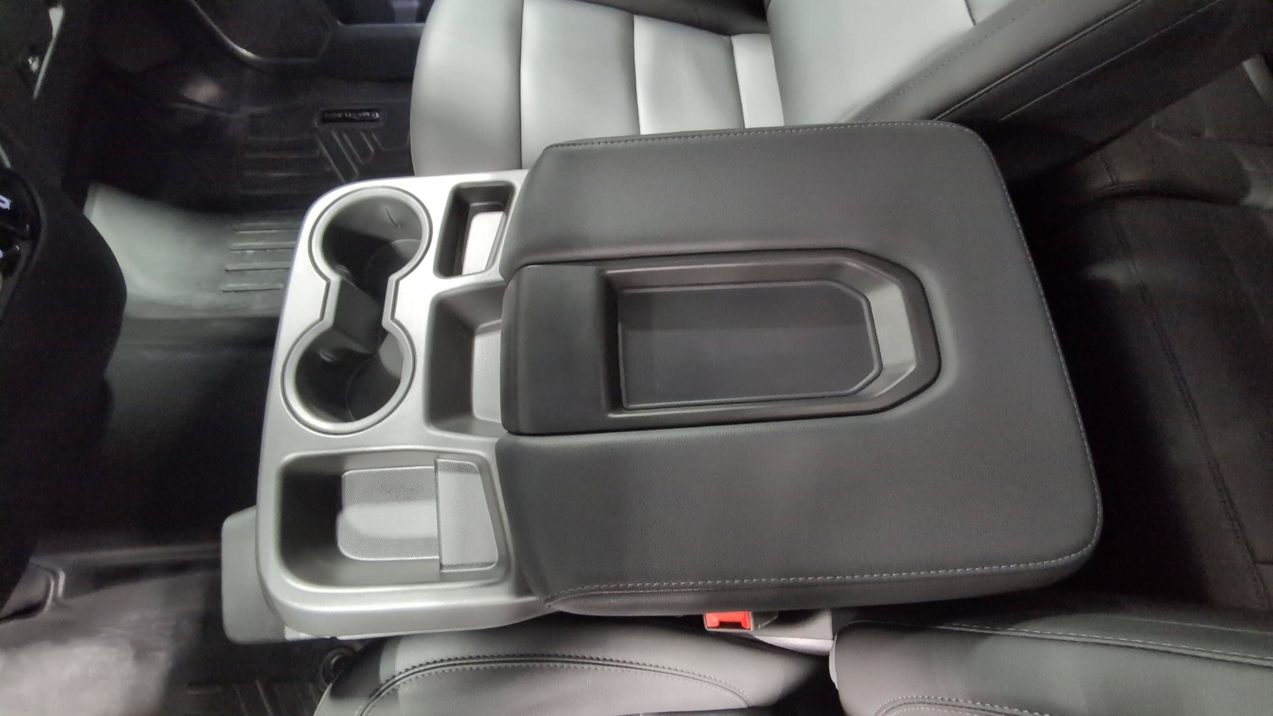 2024 Chevrolet Silverado 1500 LT LT1
