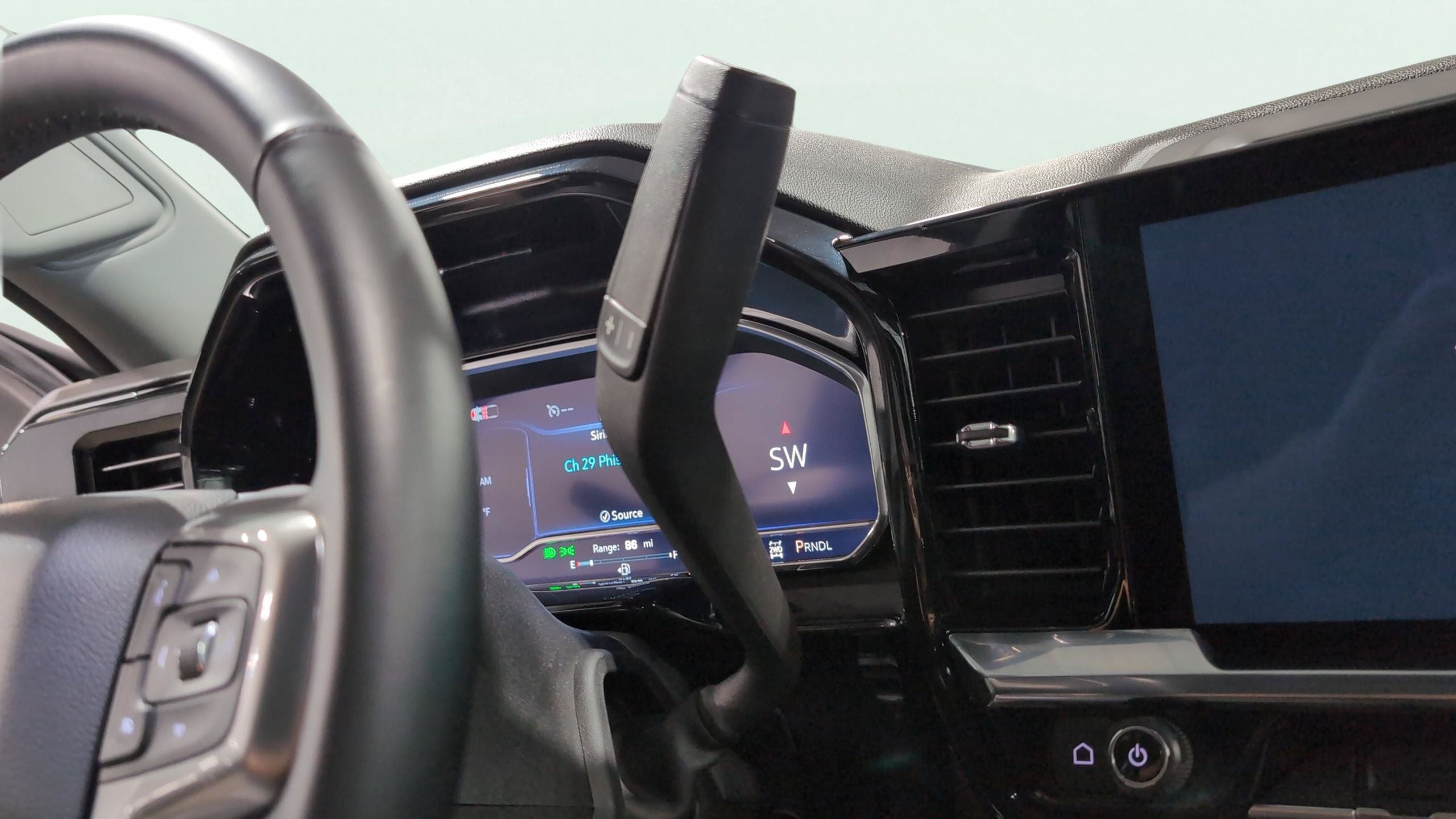 2024 Chevrolet Silverado 1500 LT LT1
