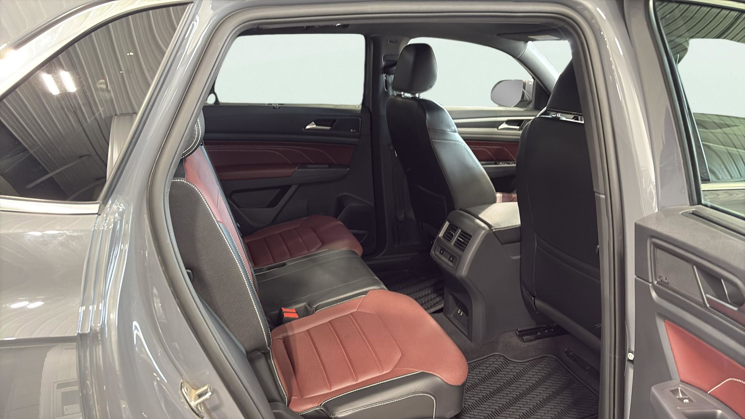 2021 Volkswagen Atlas Cross Sport 3.6L V6 SEL Premium R-Line