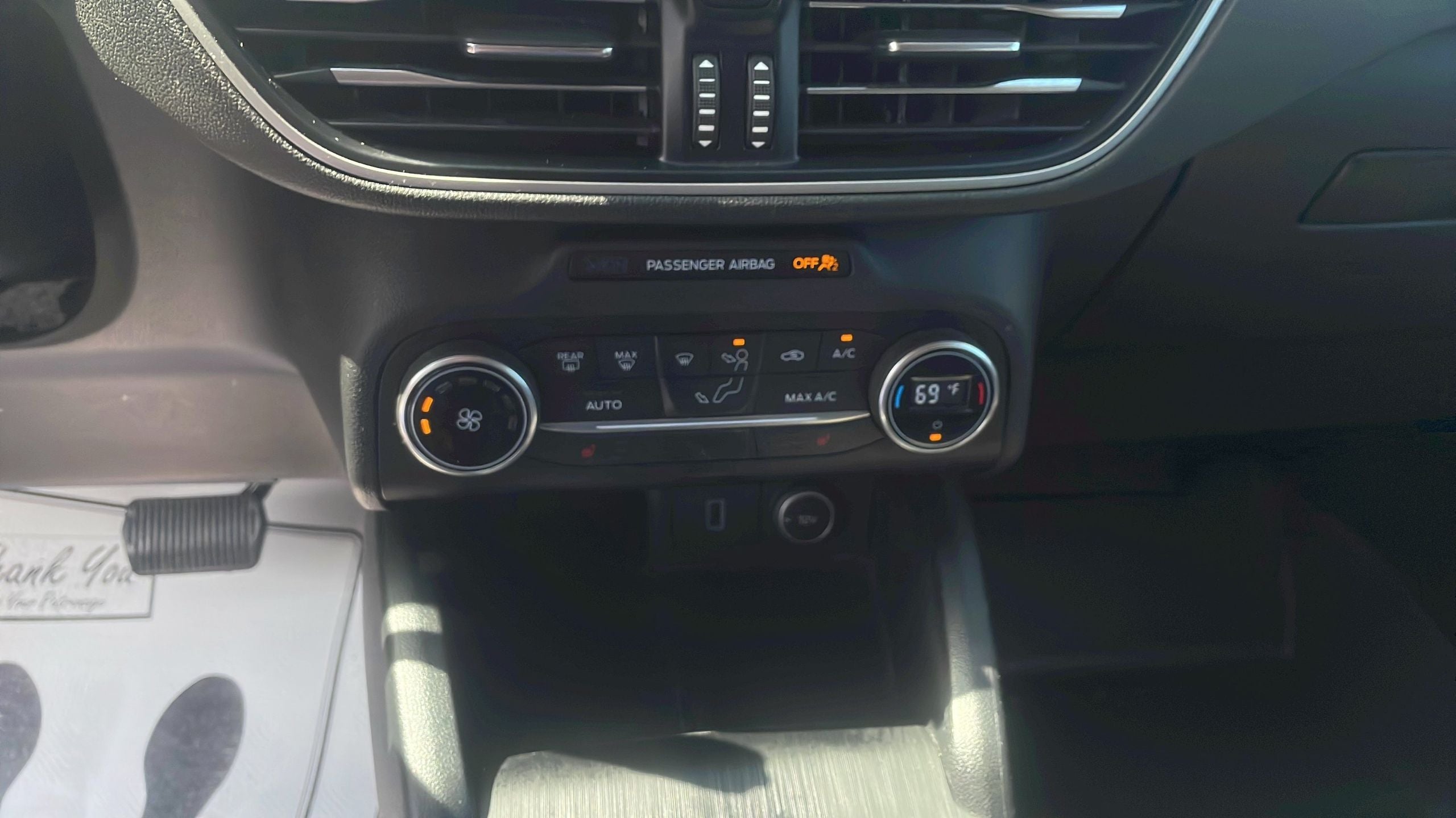 2020 Ford Escape SE