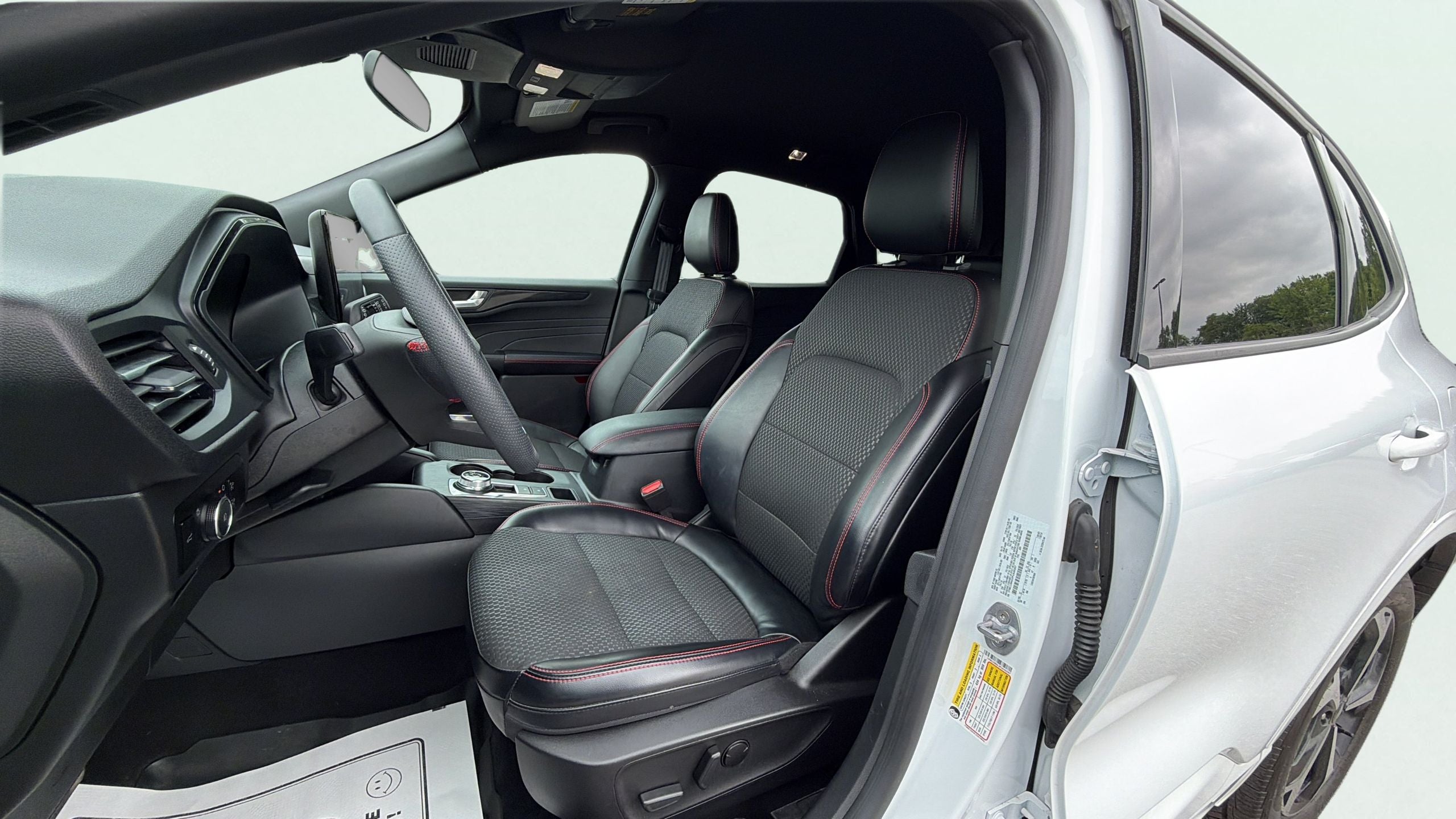 2023 Ford Escape ST-Line Select
