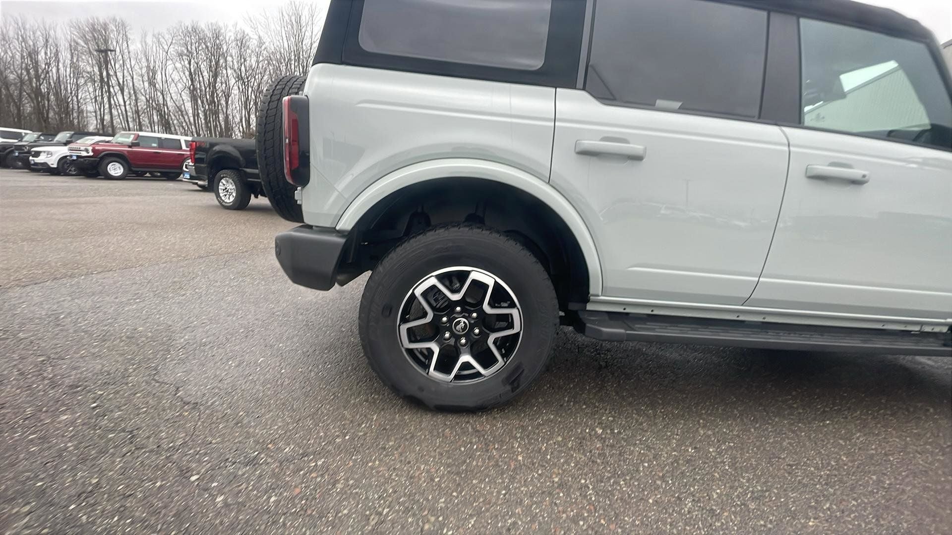 2024 Ford Bronco Outer Banks
