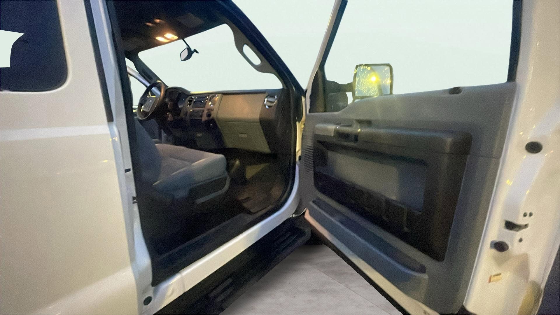 2016 Ford F-250SD Base