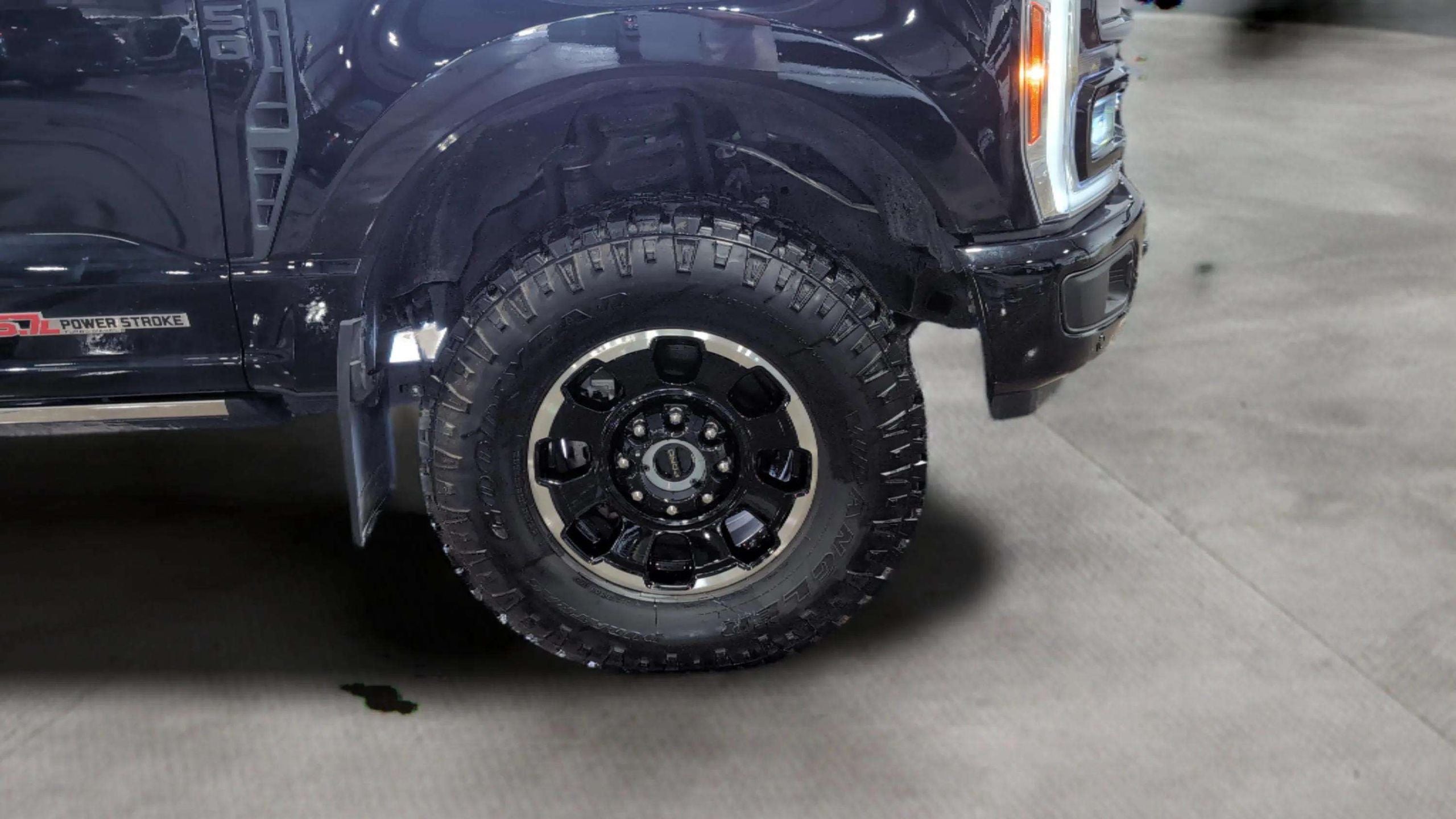 2025 Ford F-250SD Platinum