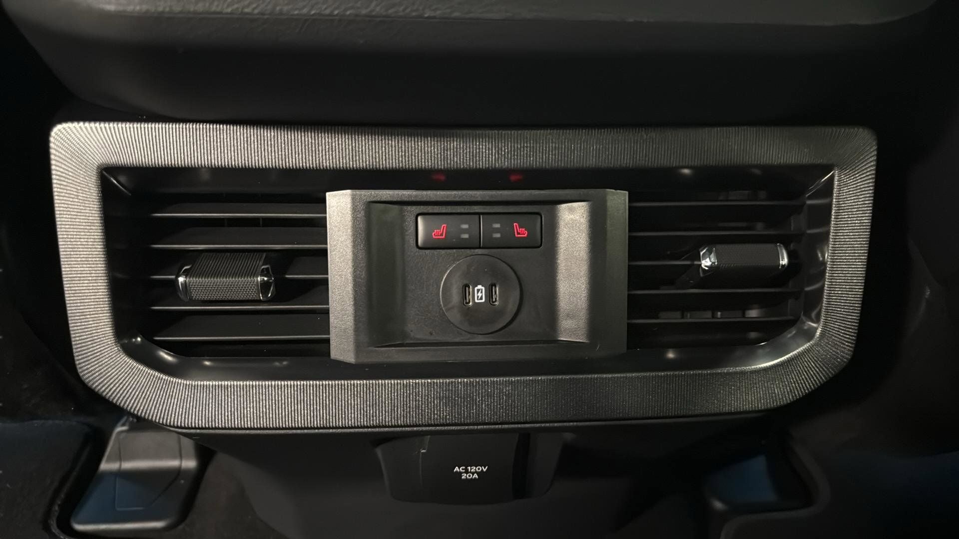 2025 Ford F-350SD Platinum DRW