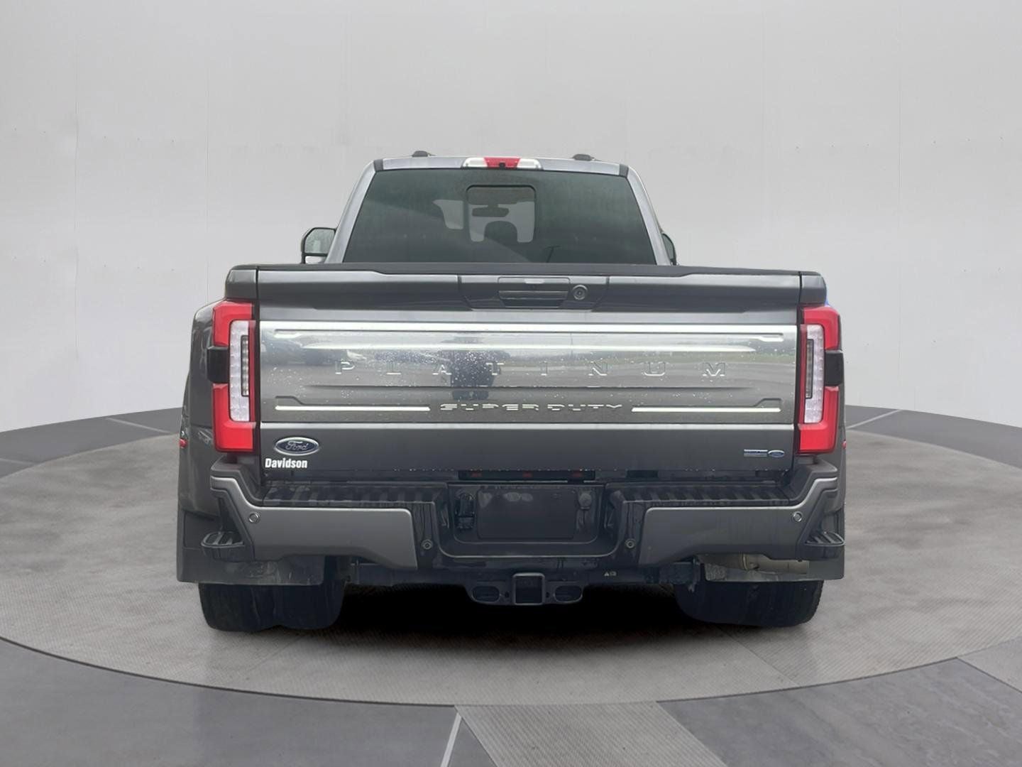 2024 Ford F-450SD Platinum DRW