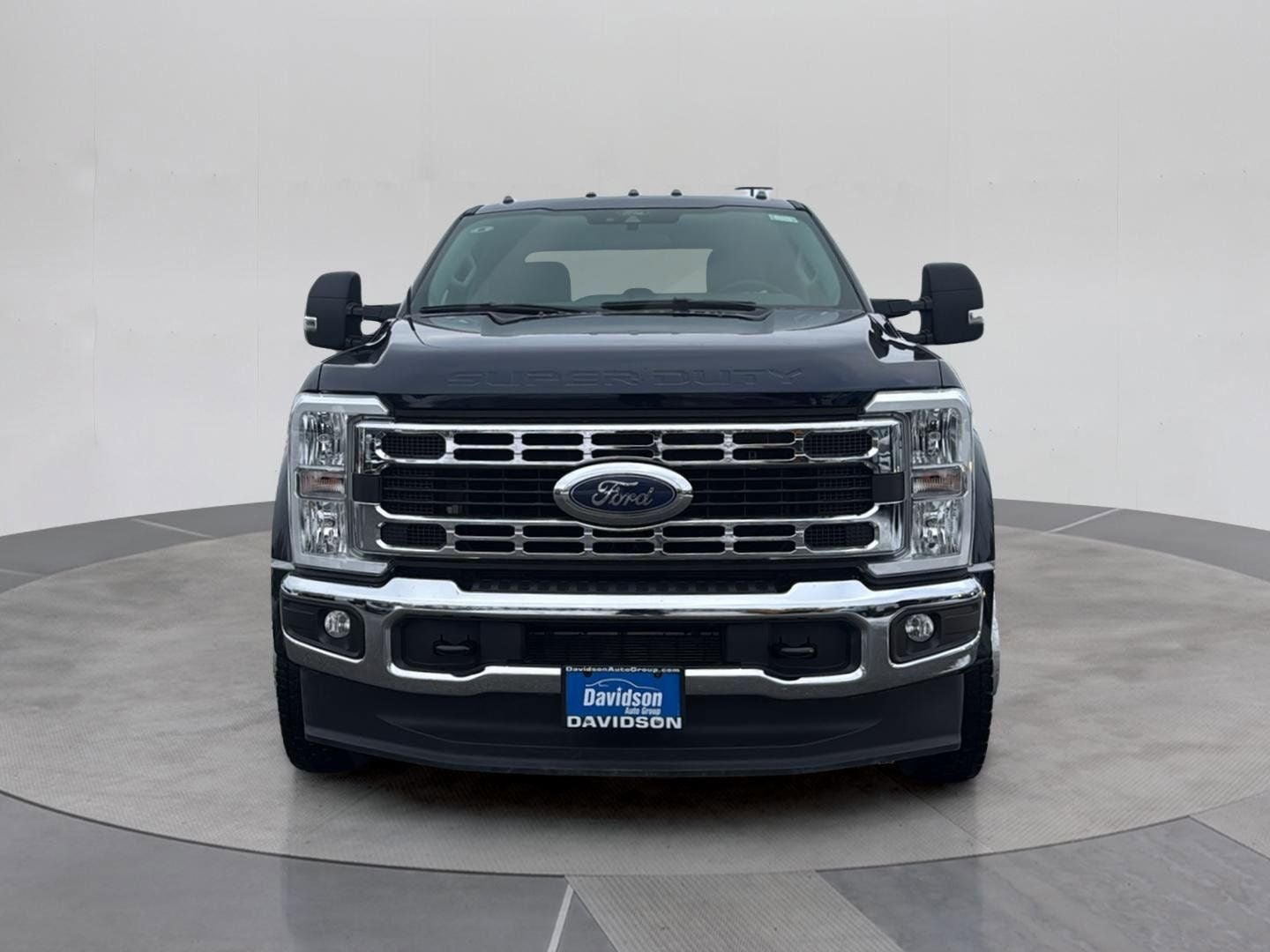 2025 Ford F-450SD XLT DRW