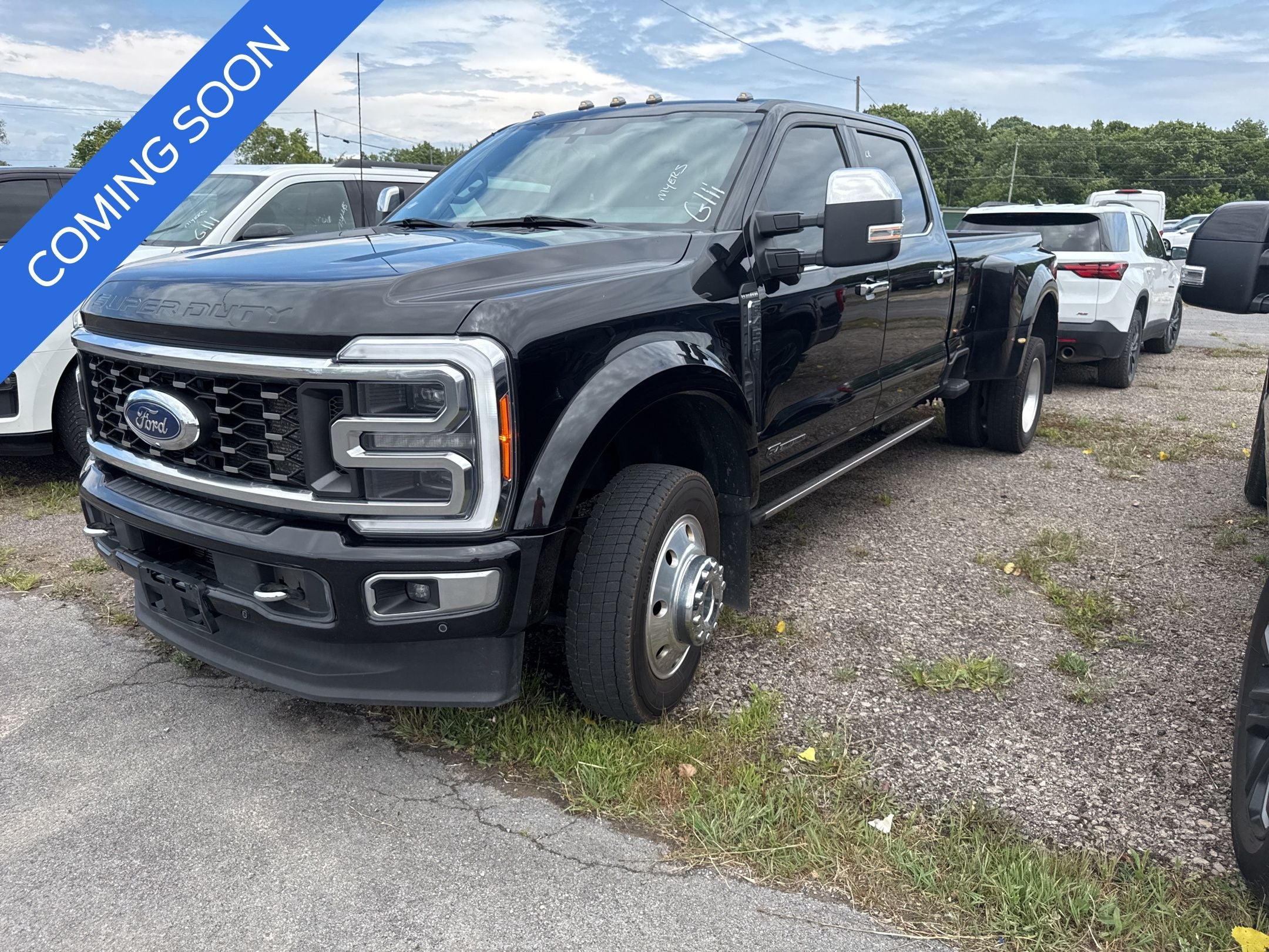 2023 Ford F-450SD Platinum DRW