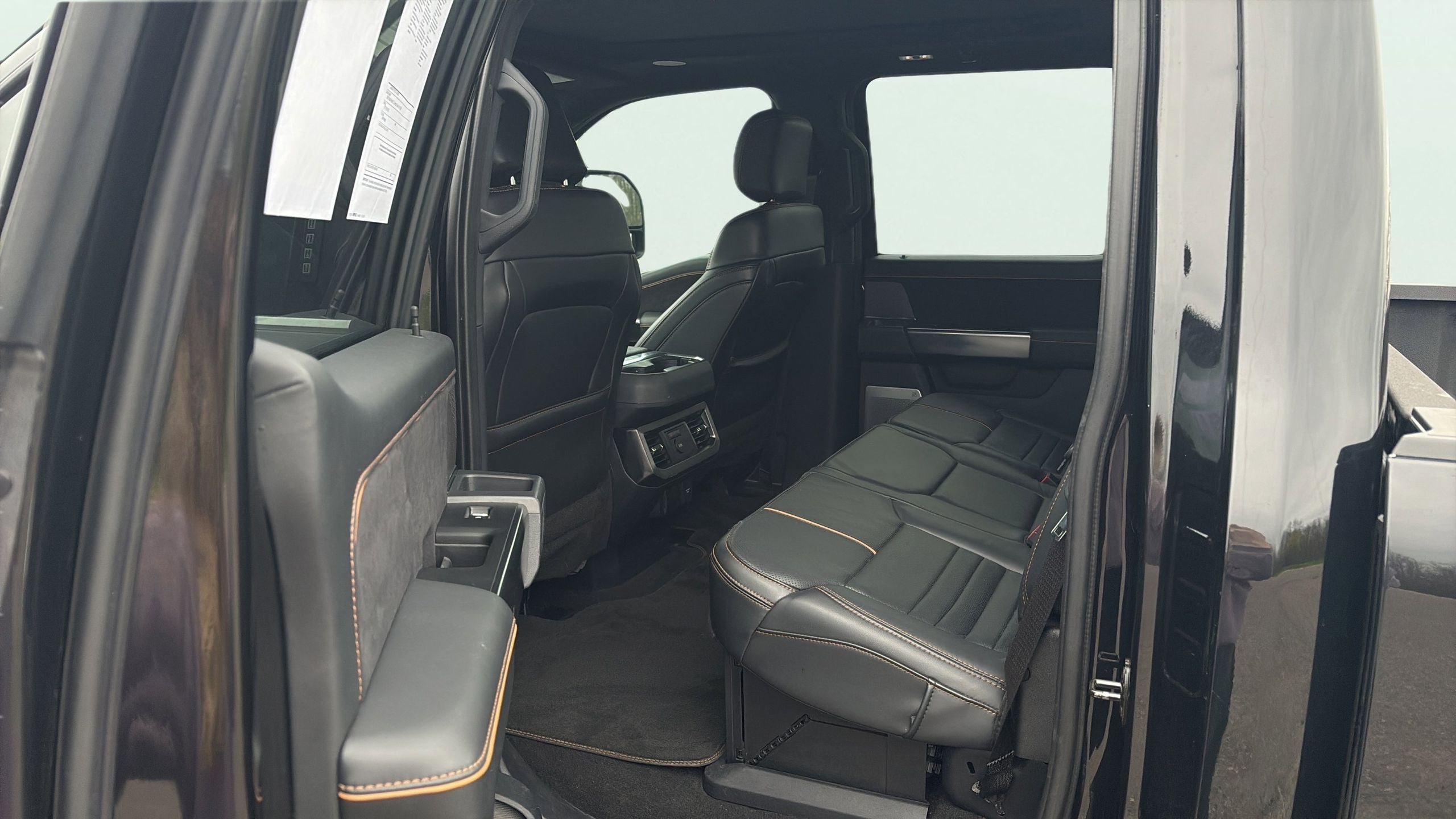 2023 Ford F-450SD Platinum DRW