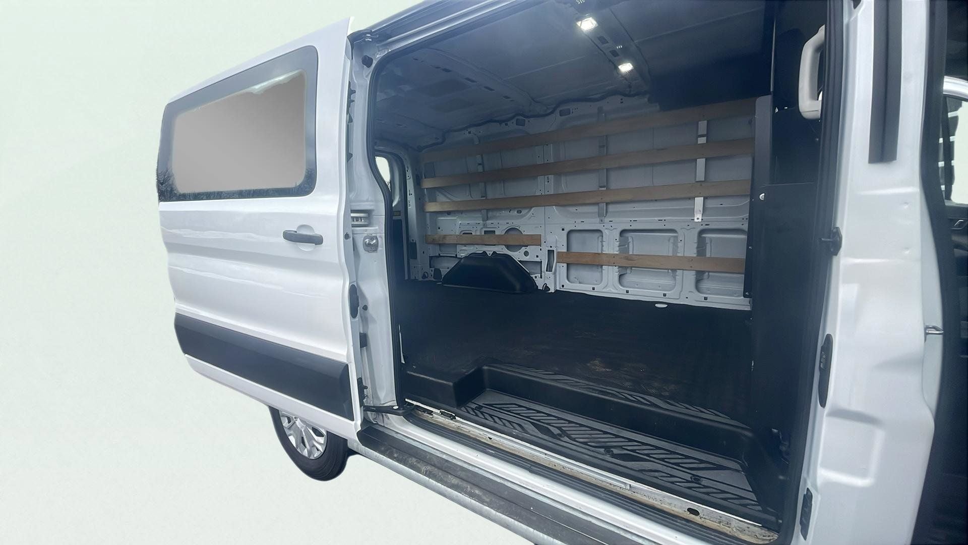 2024 Ford Transit-250 Base