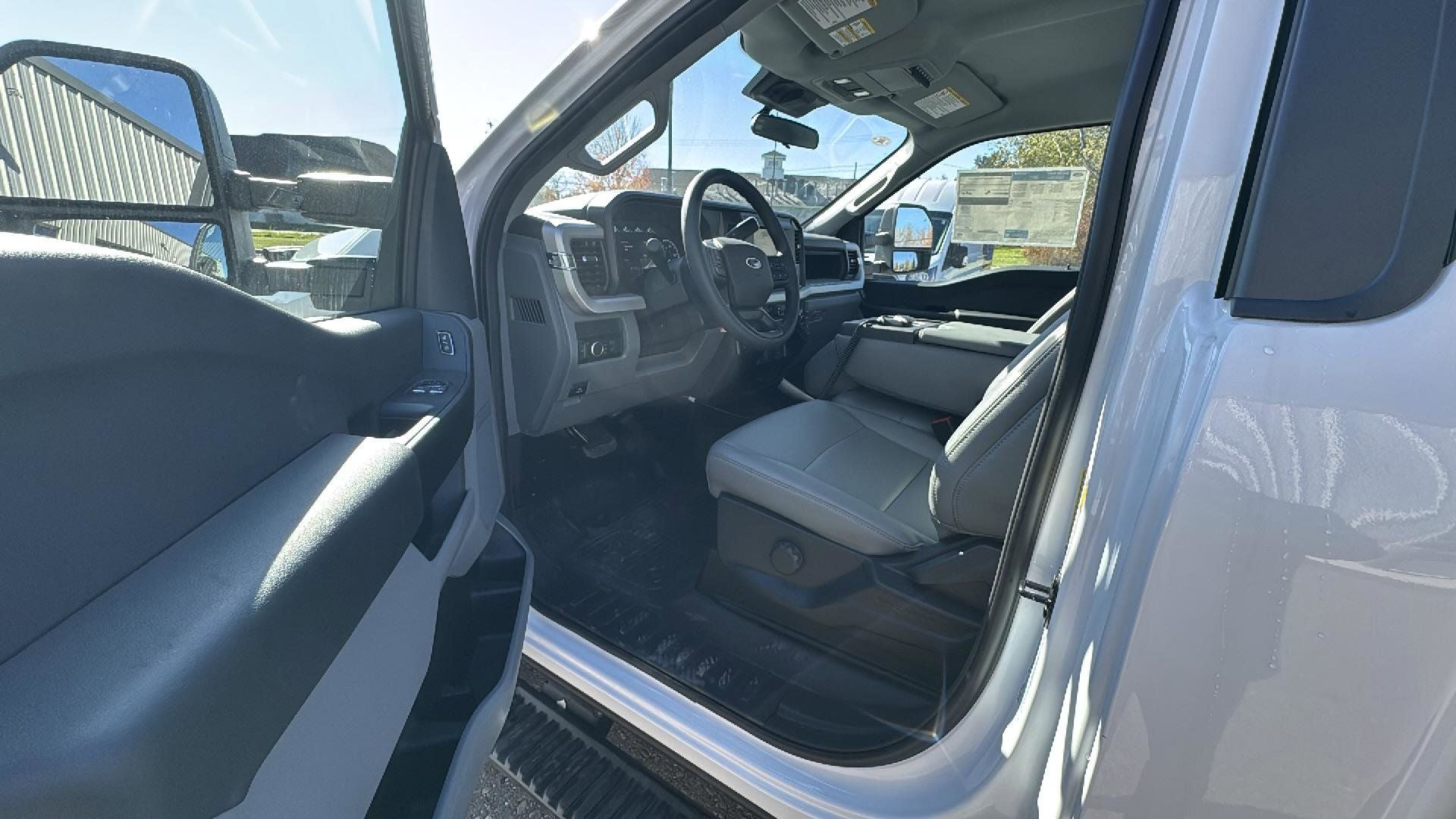 2025 Ford F-350SD XL