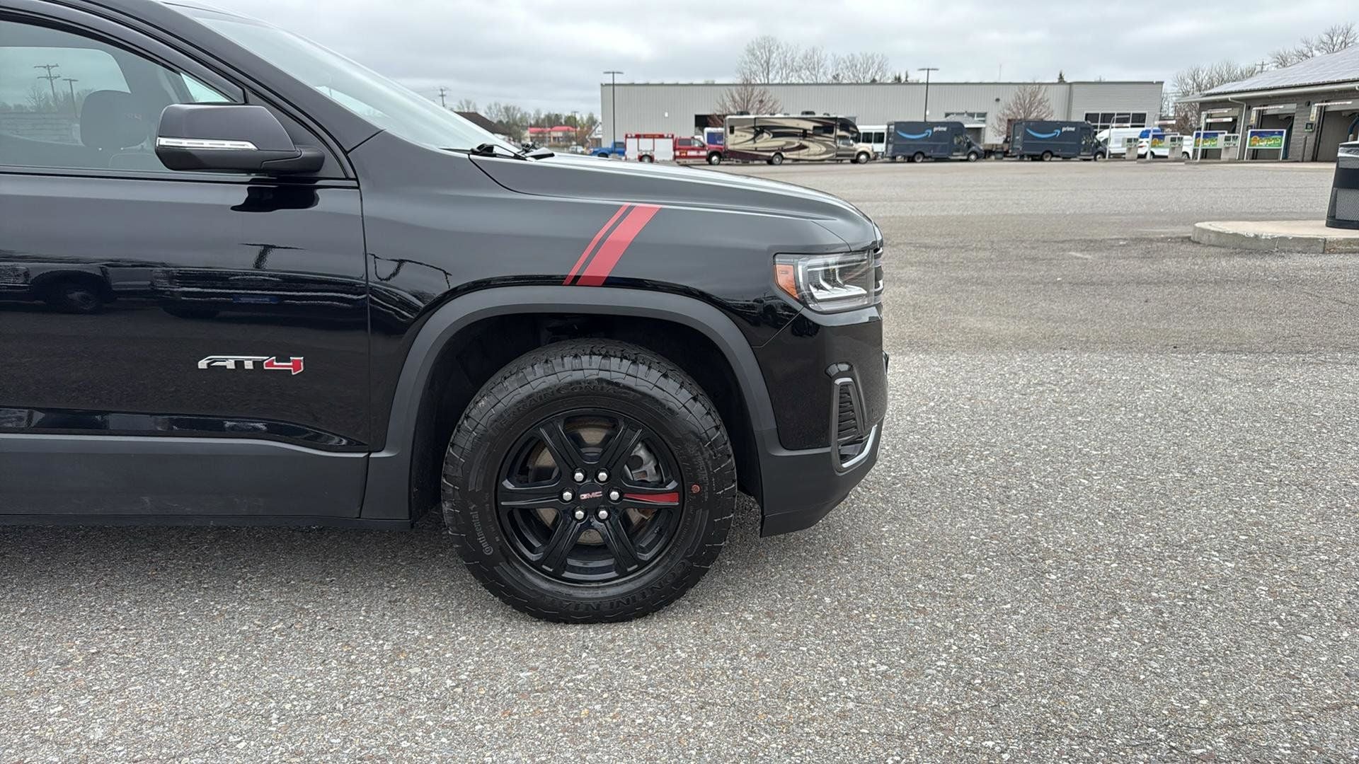 2023 GMC Acadia AT4