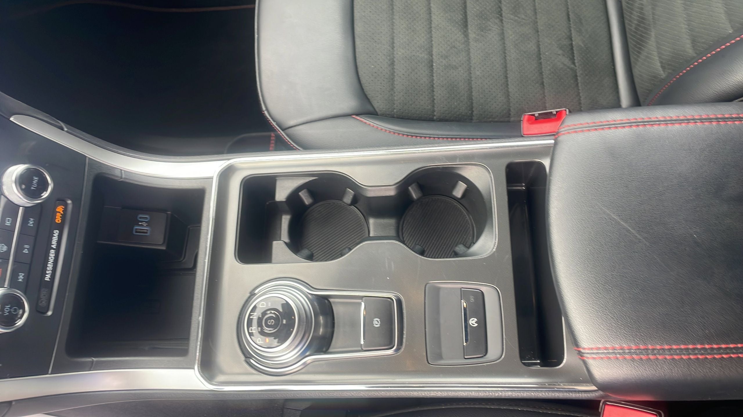 2024 Ford Edge ST Line
