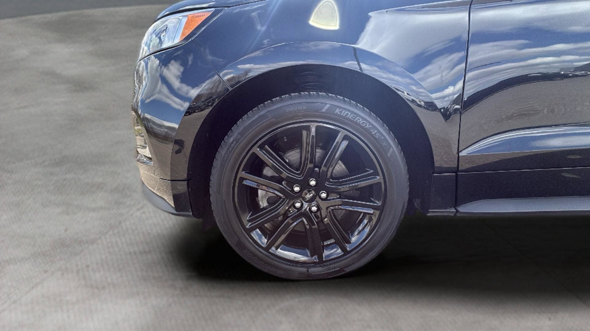 2022 Ford Edge ST Line