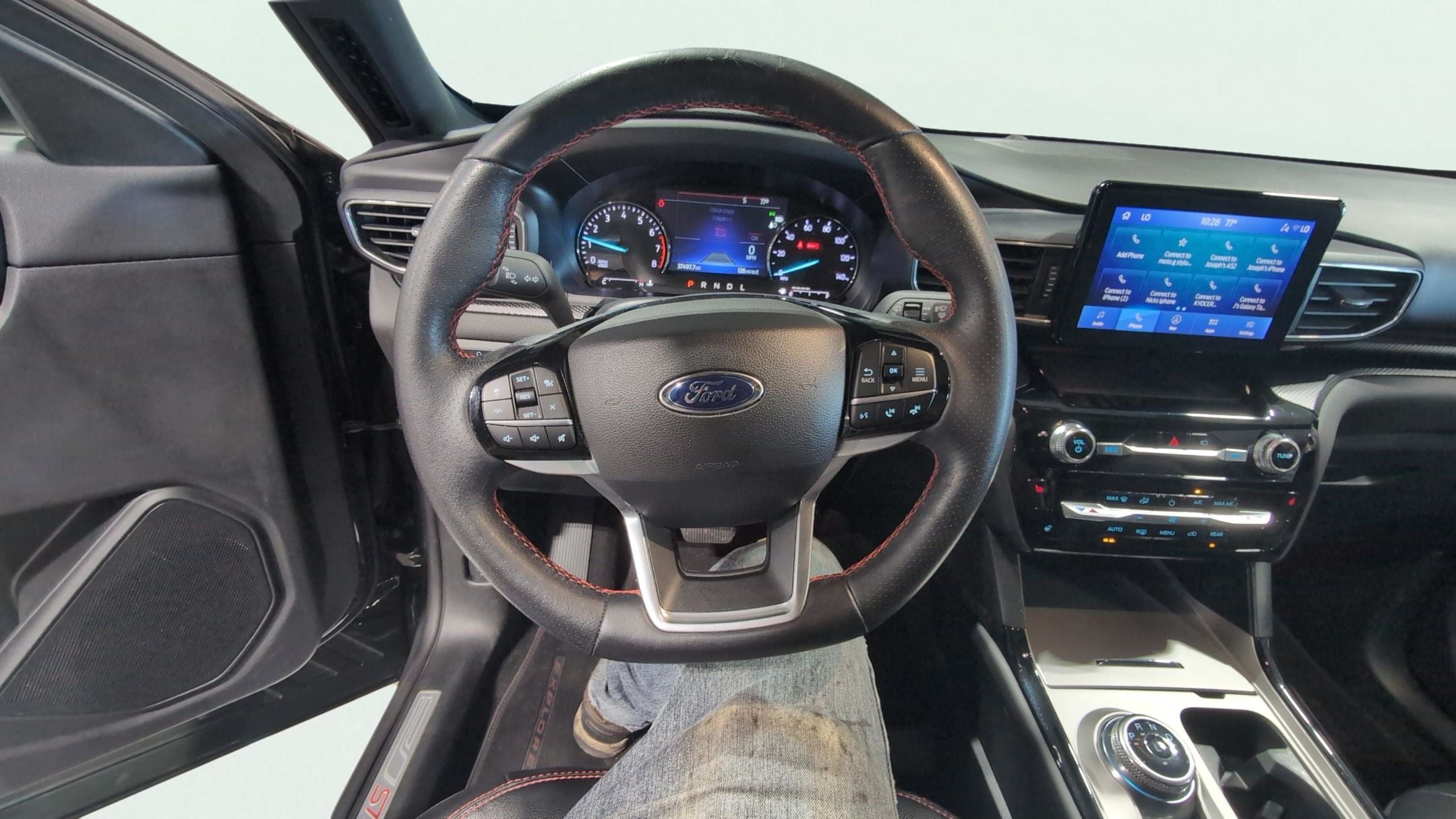 2023 Ford Explorer ST-Line