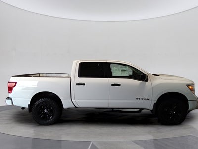 2024 Nissan Titan SV