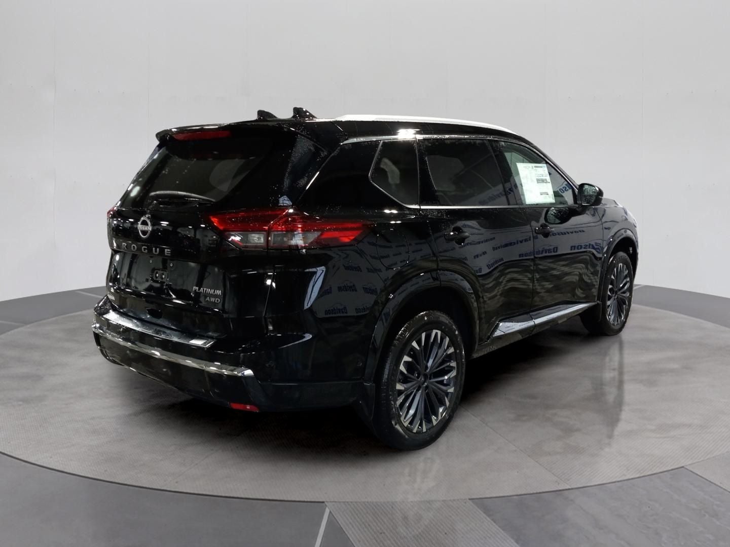 2025 Nissan Rogue Platinum
