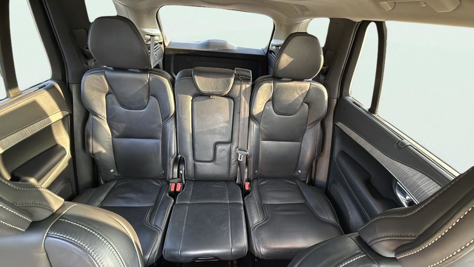 2022 Volvo XC90 T6 Inscription