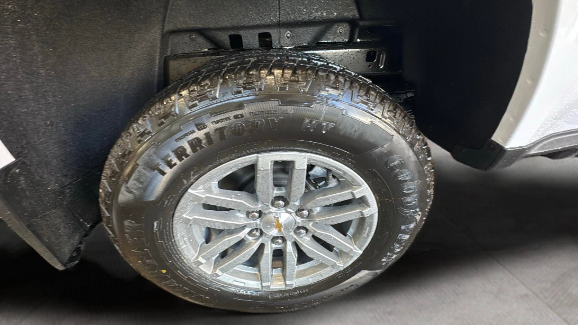 2025 Chevrolet Colorado WT/LT