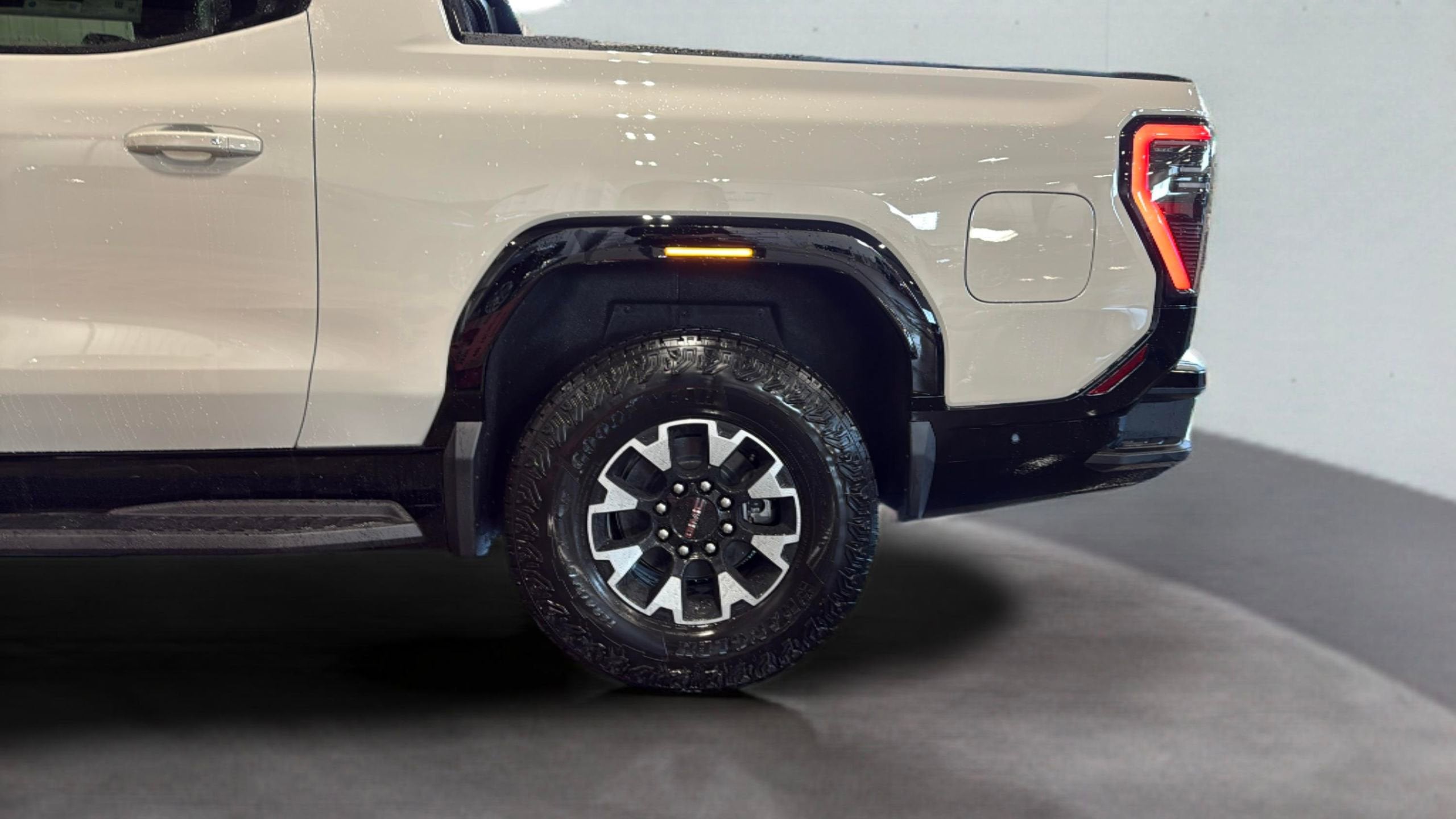 2026 GMC Sierra EV AT4 Max Range