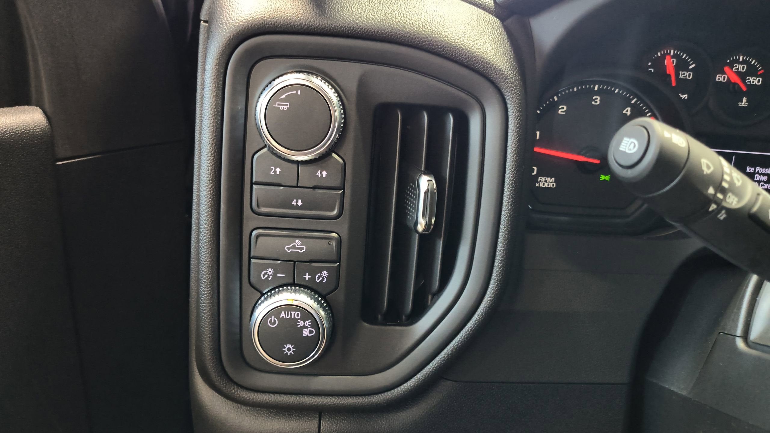 2025 GMC Sierra 2500 HD Pro