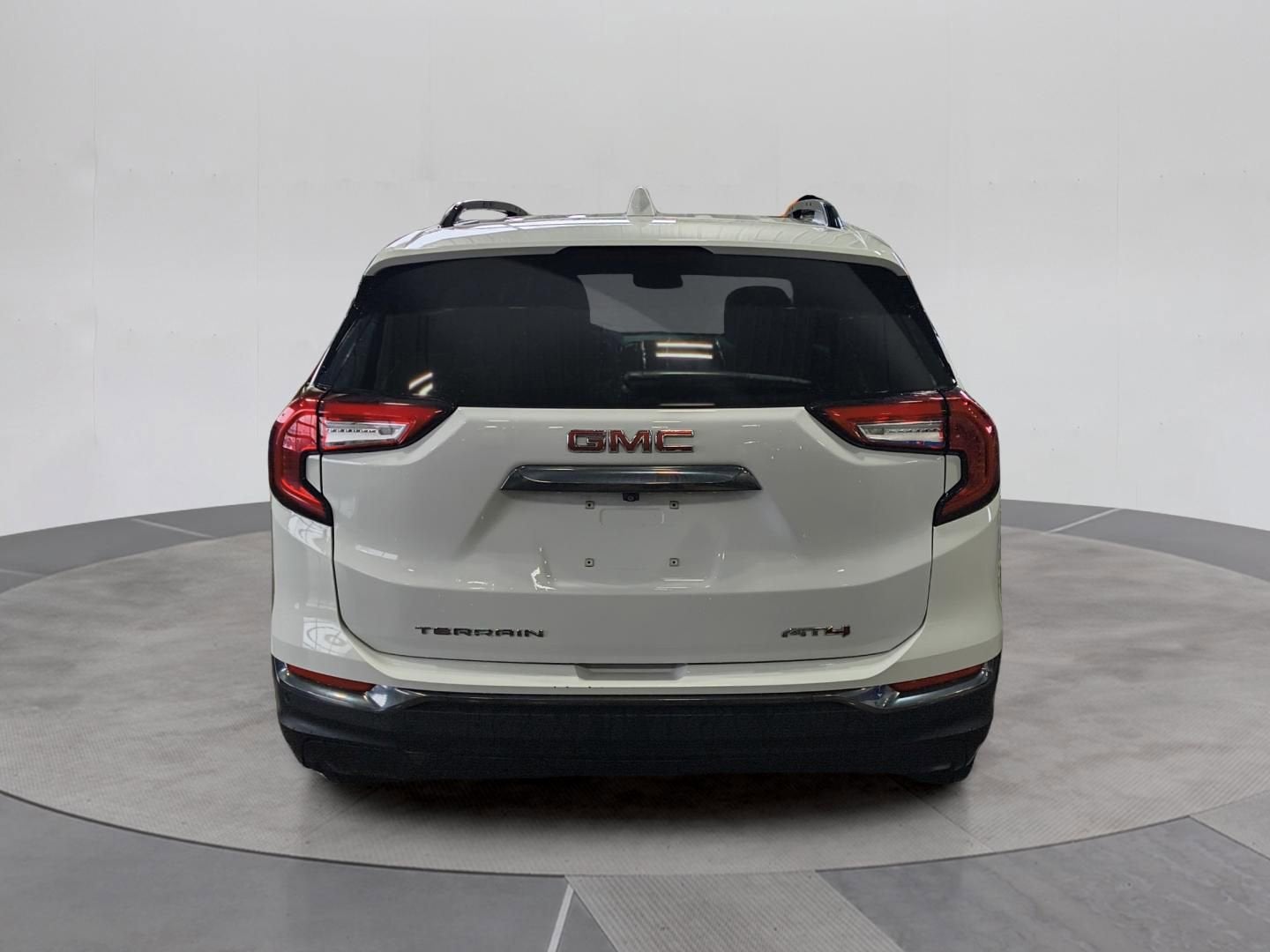 2022 GMC Terrain AT4