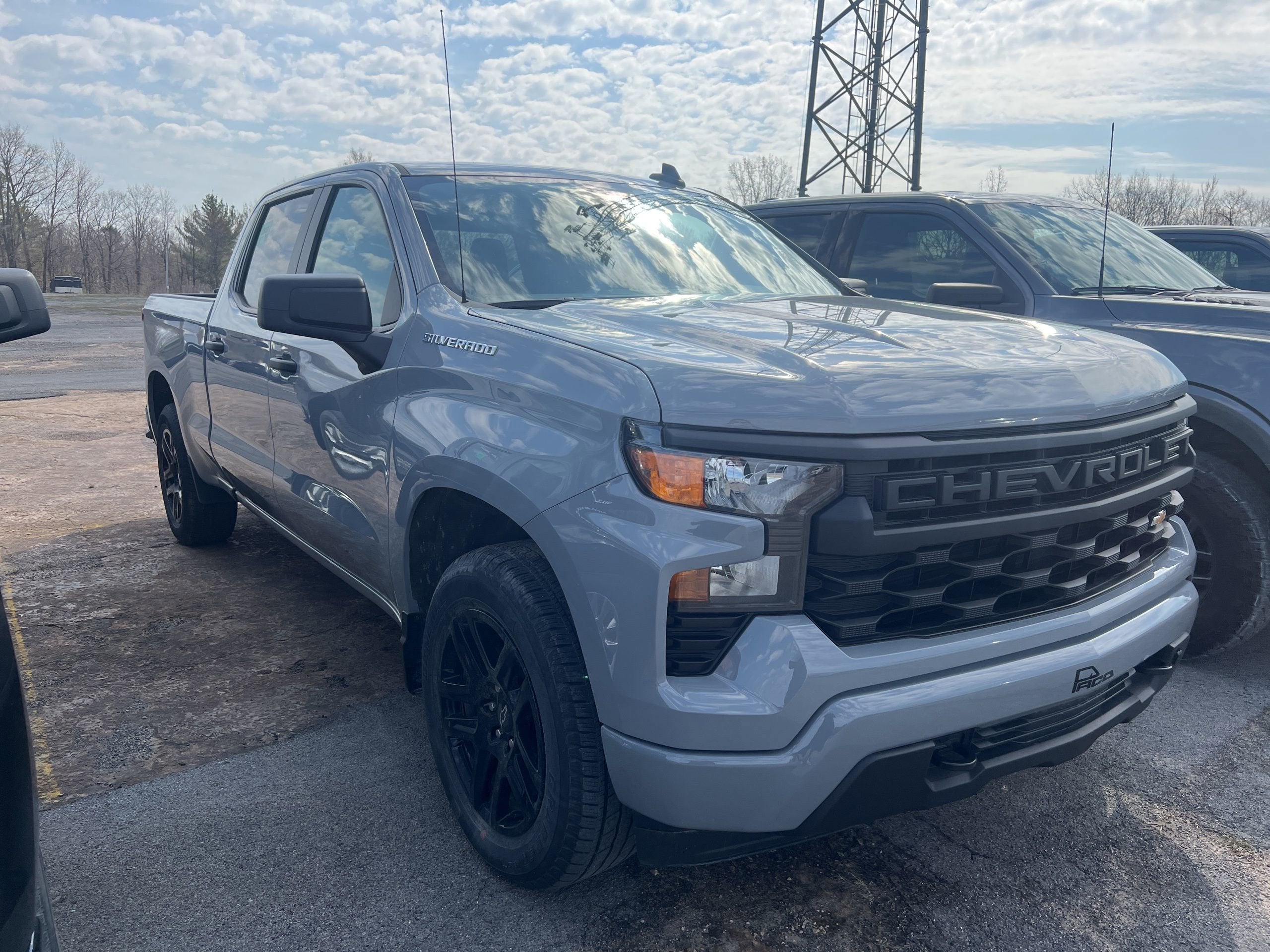 2024 Chevrolet Silverado 1500 Custom