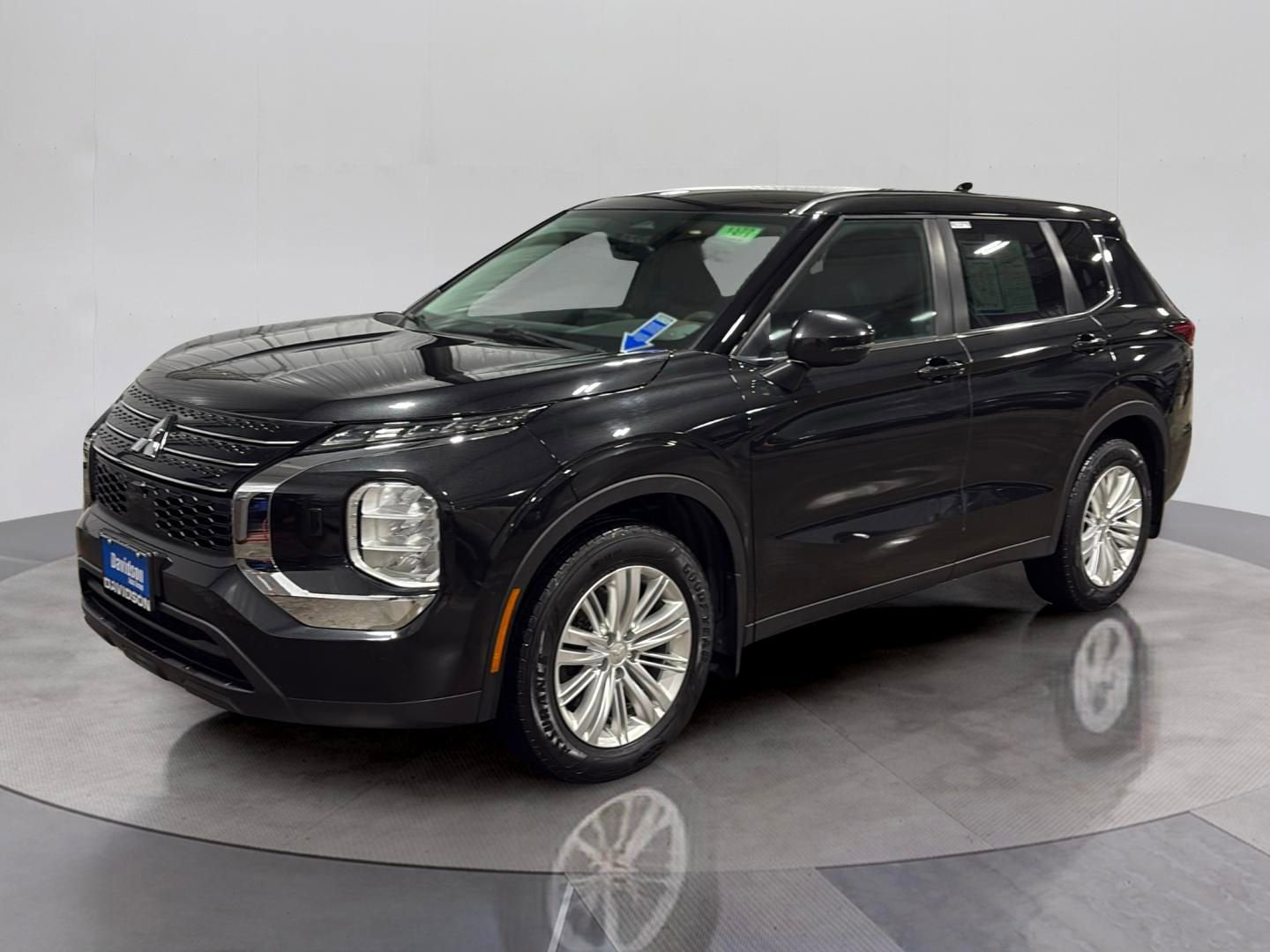 2022 Mitsubishi Outlander ES