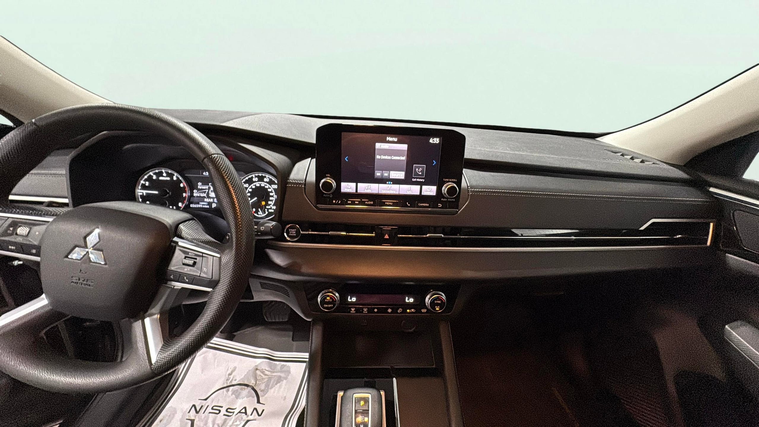 2022 Mitsubishi Outlander ES