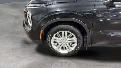 2022 Mitsubishi Outlander ES