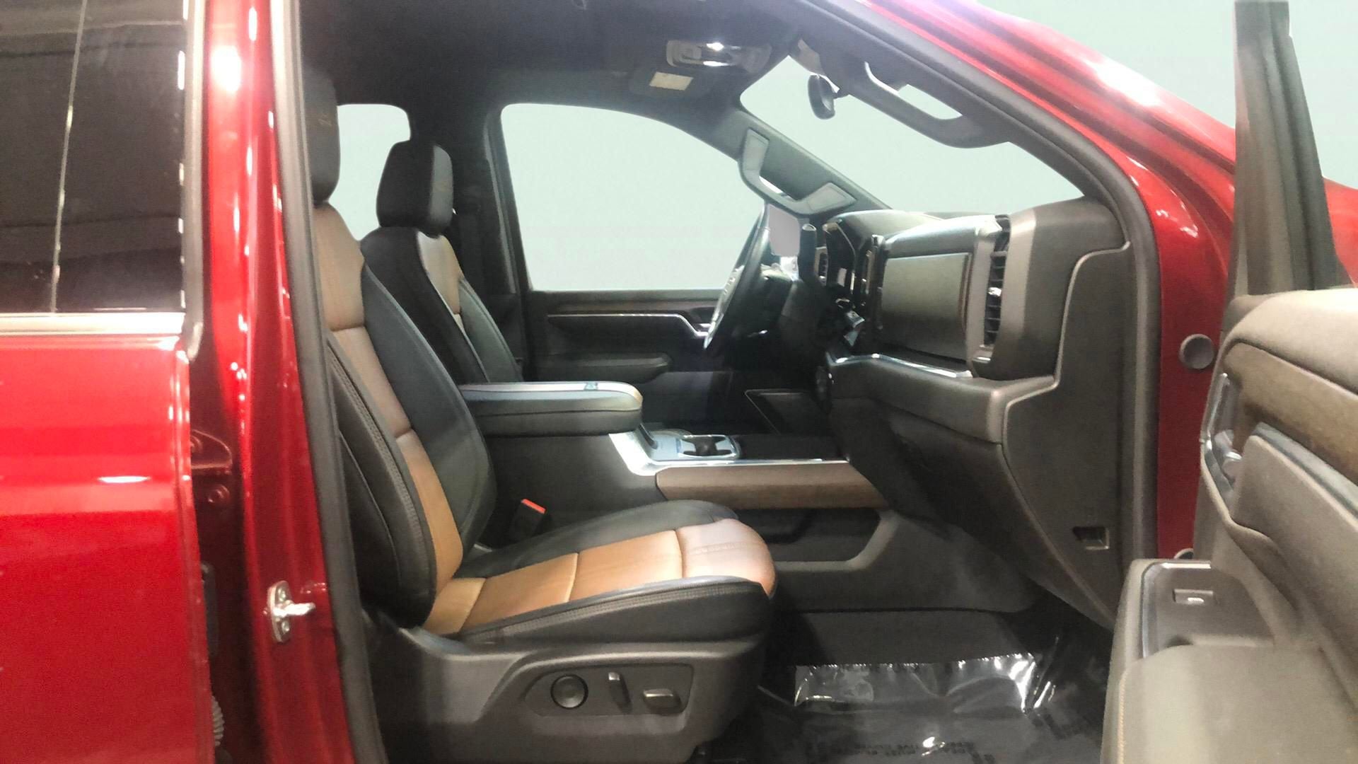 2025 Chevrolet Silverado 3500 HD High Country