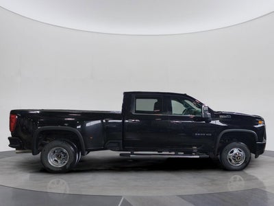 2022 Chevrolet Silverado 3500 HD High Country DRW