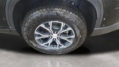 2025 GMC Acadia AT4