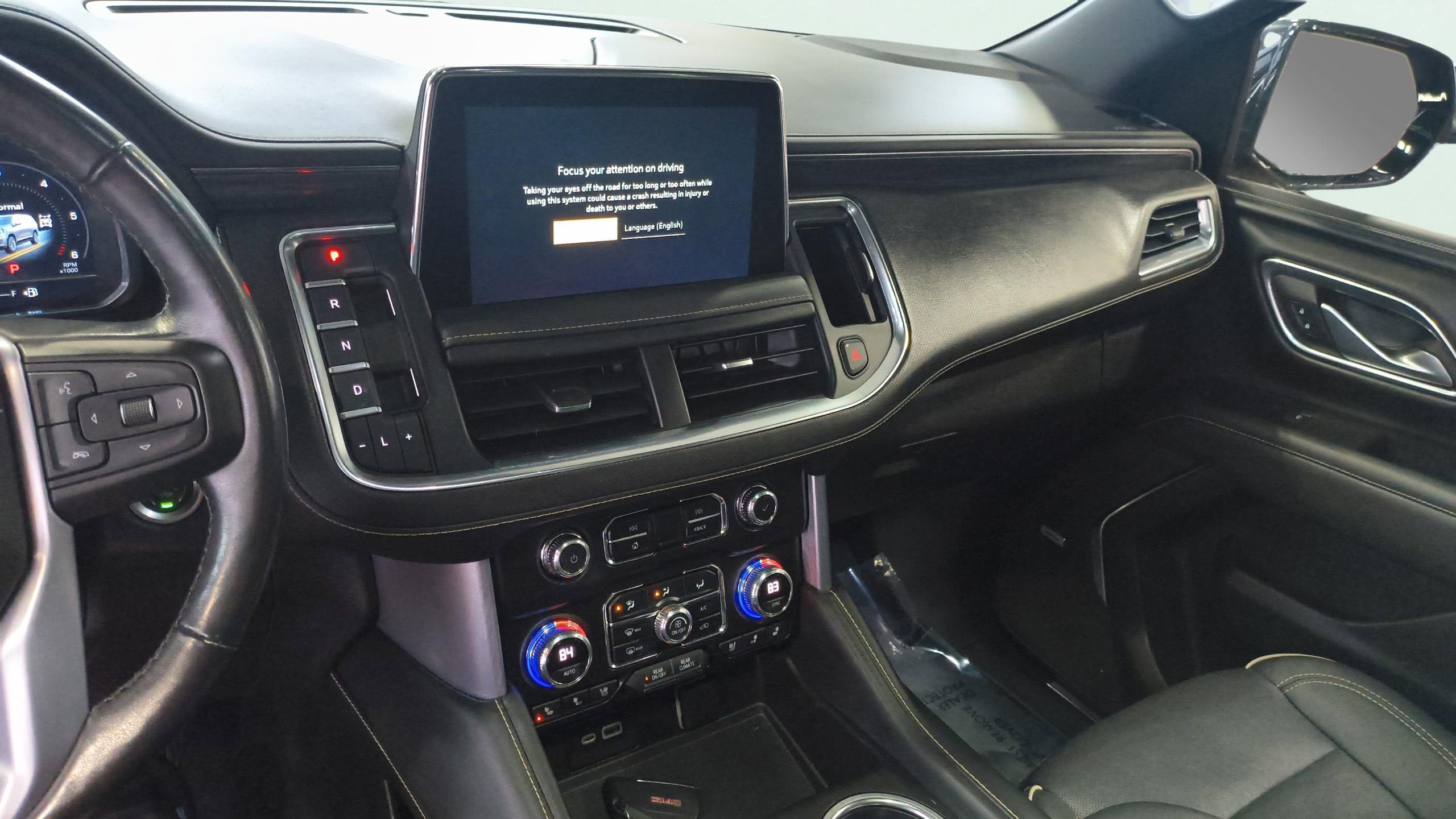 2022 GMC Yukon XL SLT