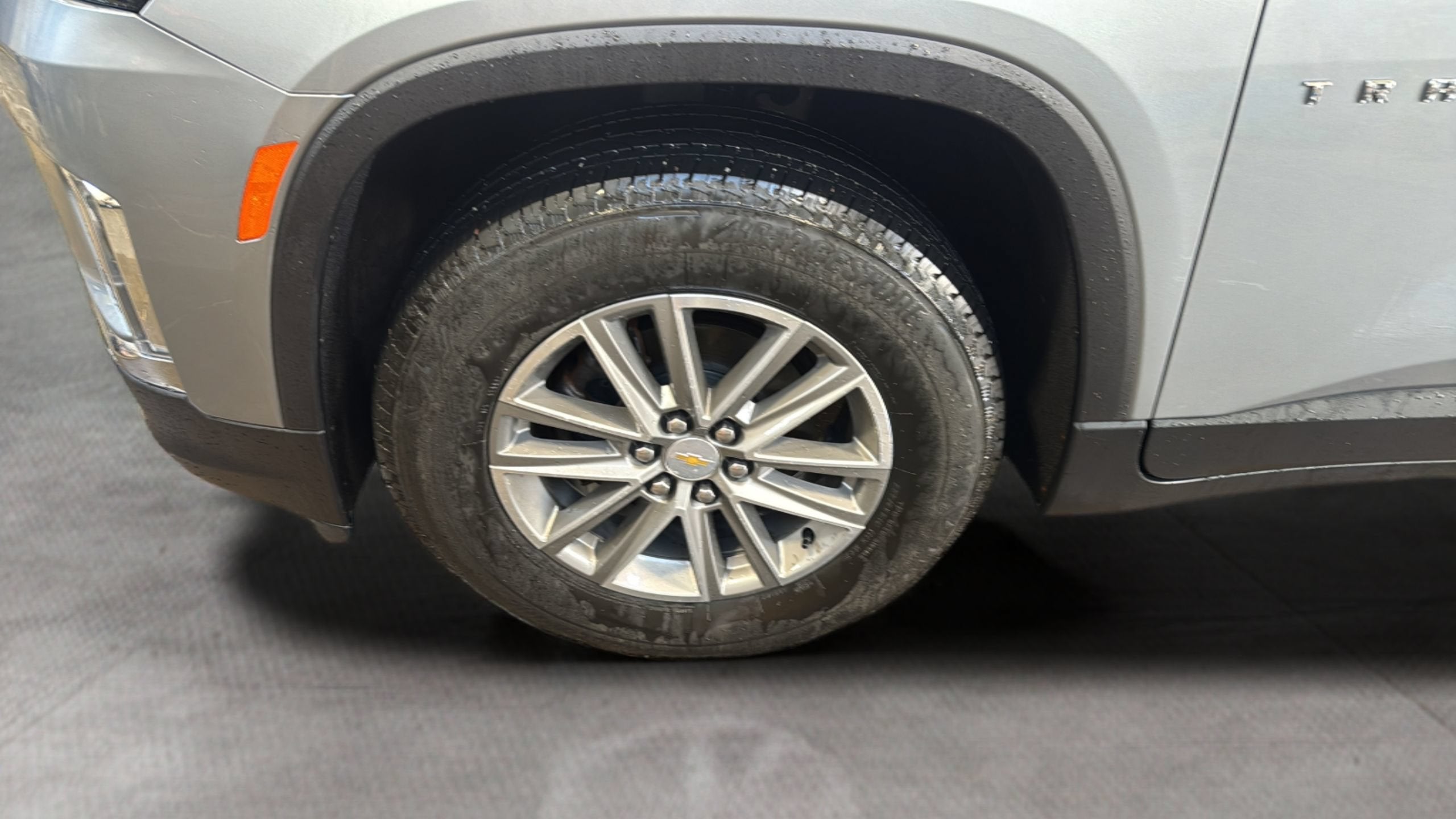 2024 Chevrolet Traverse Limited LT Cloth