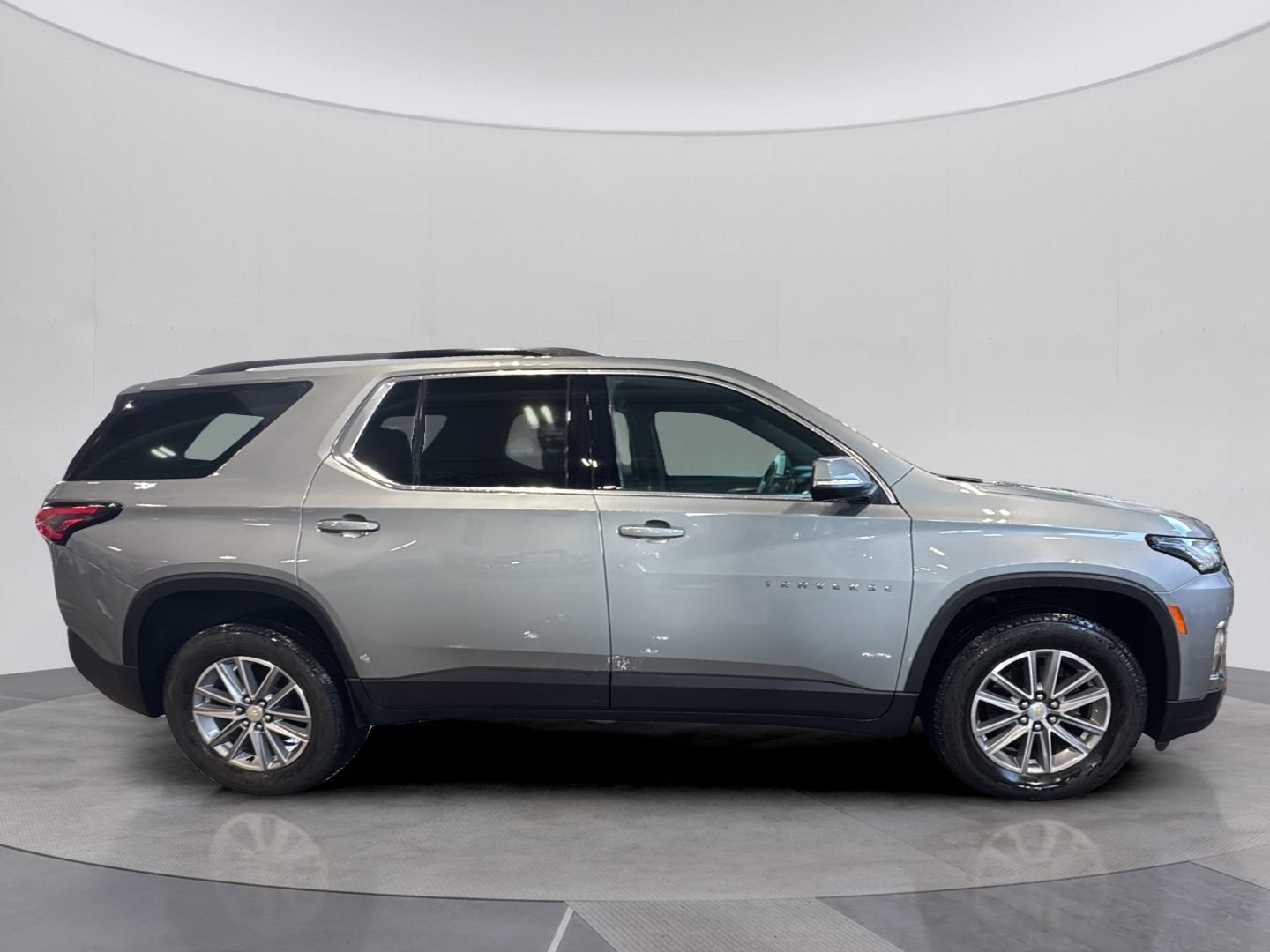 2024 Chevrolet Traverse Limited LT Cloth