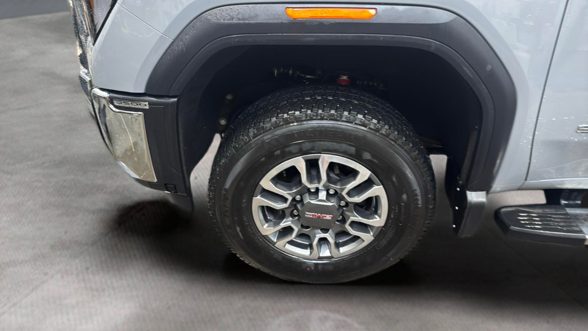 2025 GMC Sierra 3500 HD SLE