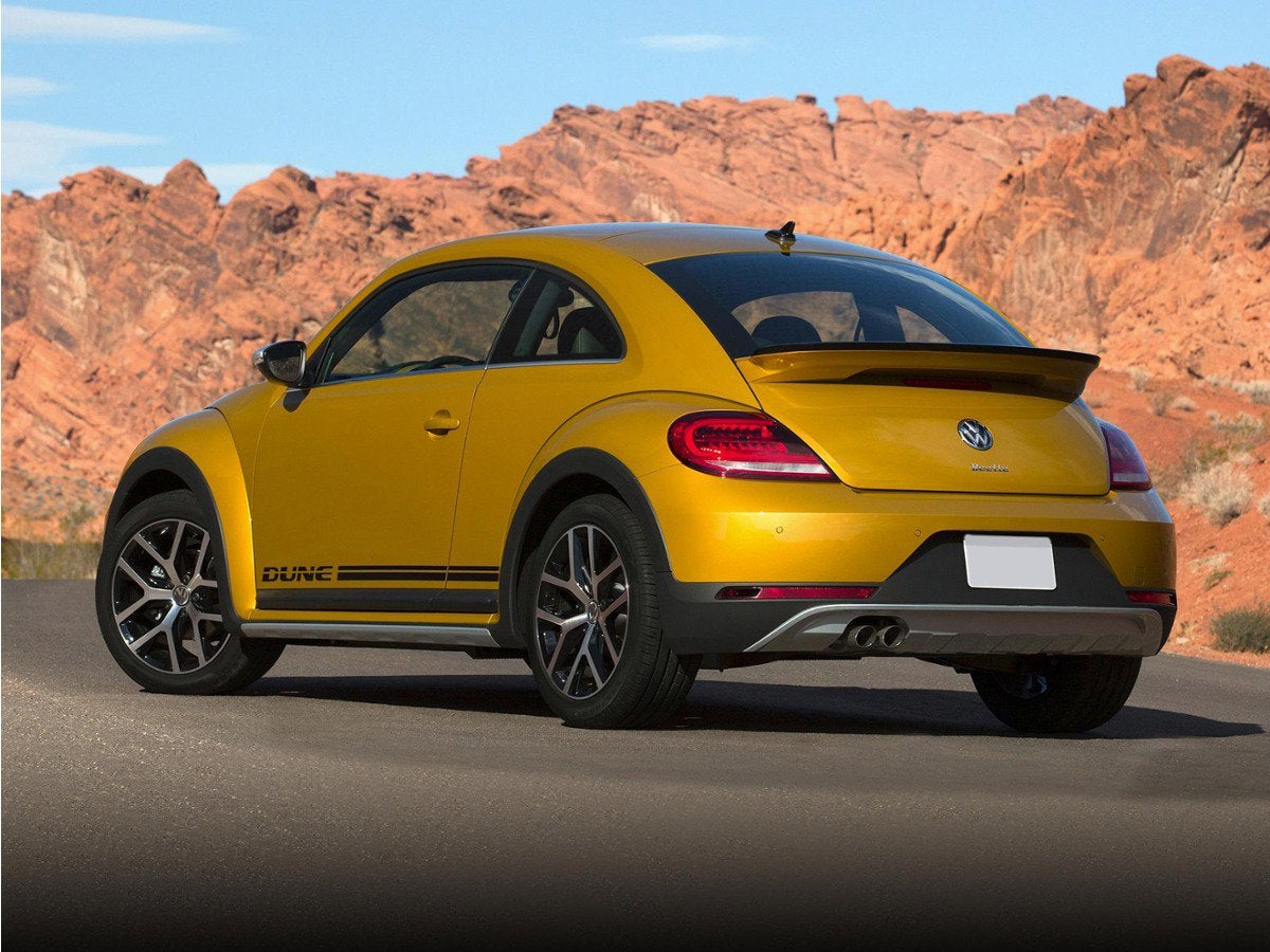 2017 Volkswagen Beetle 1.8T S Auto's photo