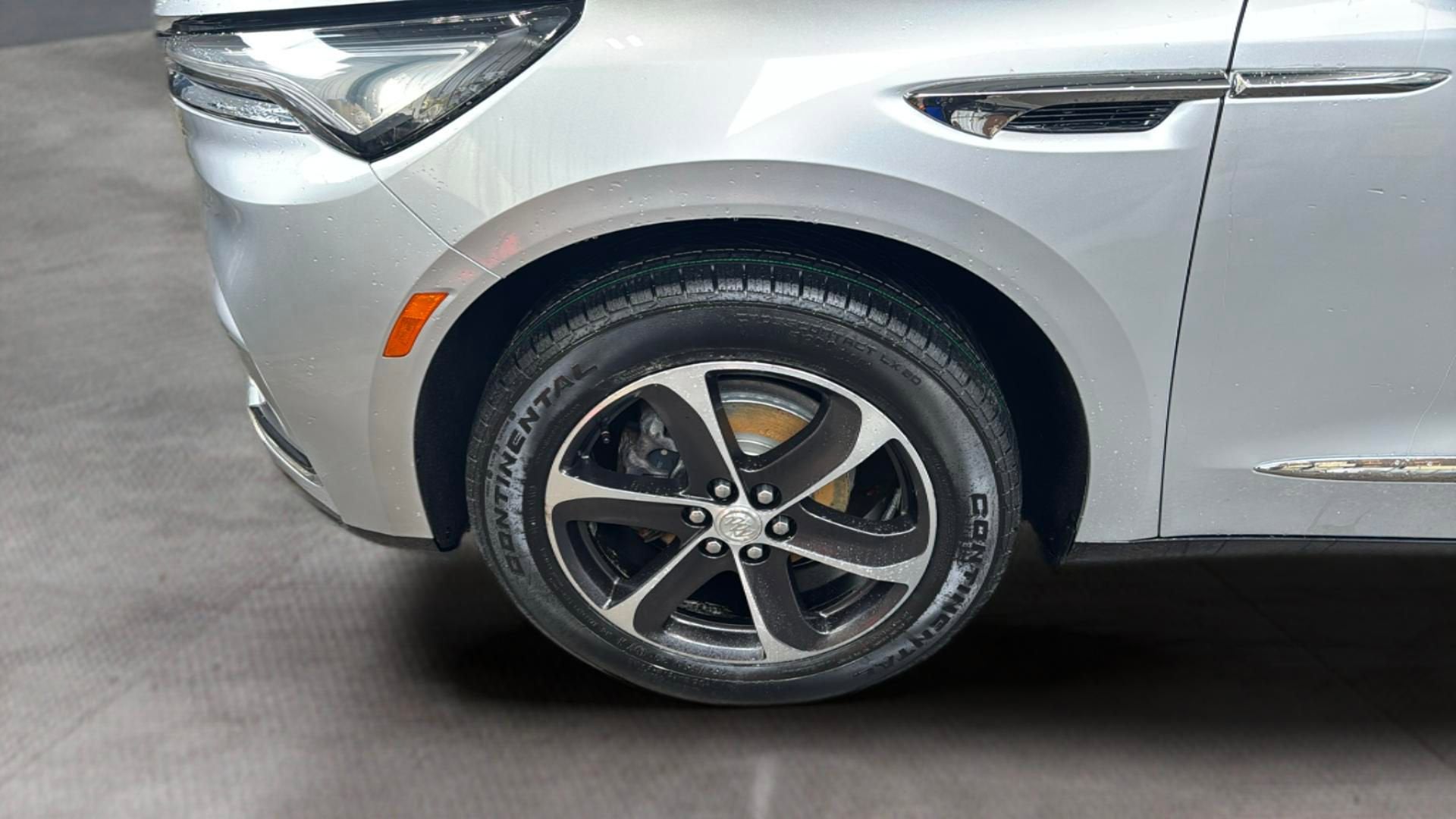 2022 Buick Enclave Essence