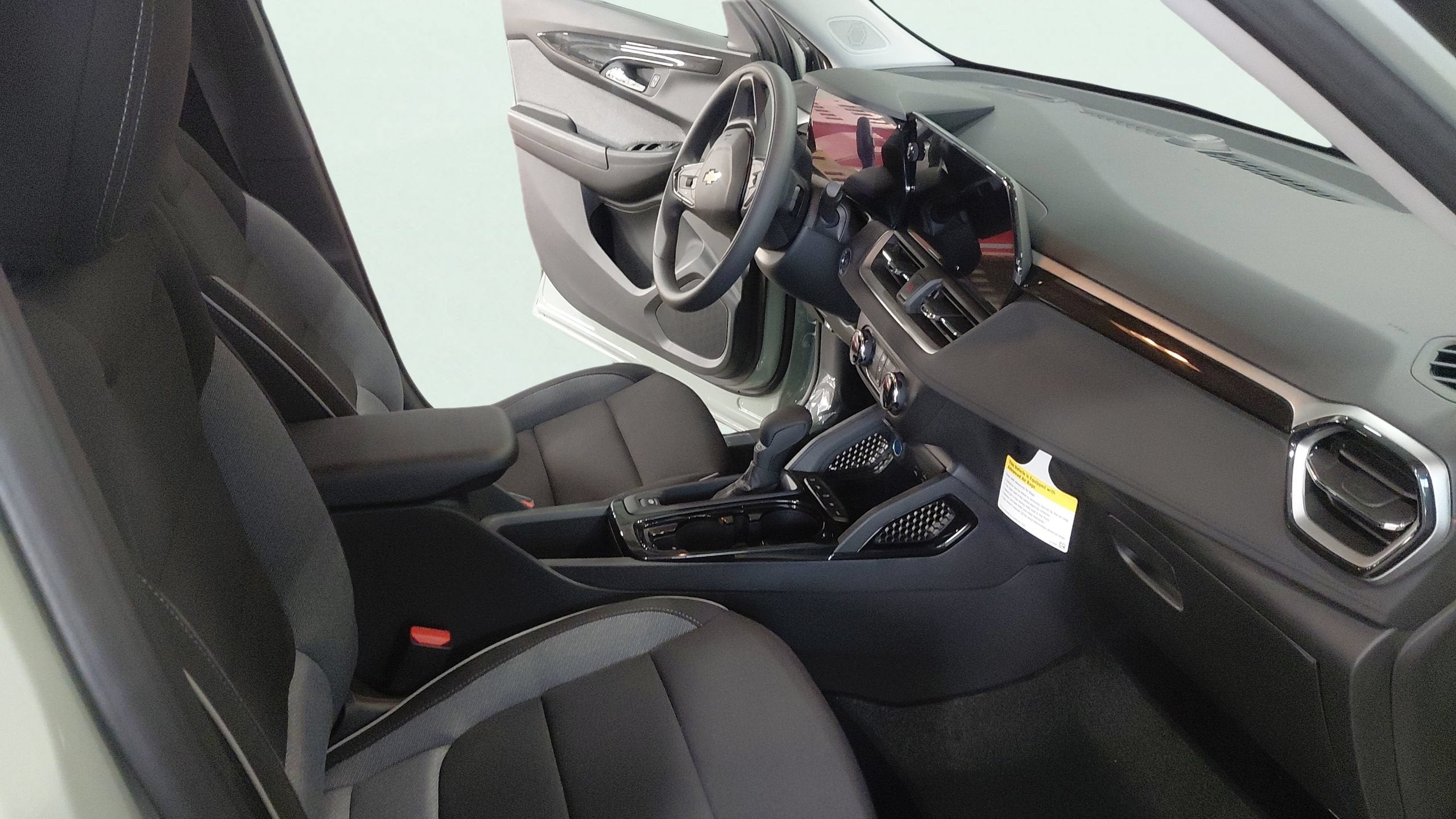 2026 Chevrolet Trailblazer LS - Photo 16