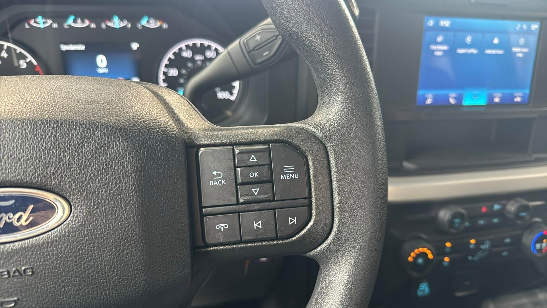 2025 Ford Super Duty F-350 SRW XL