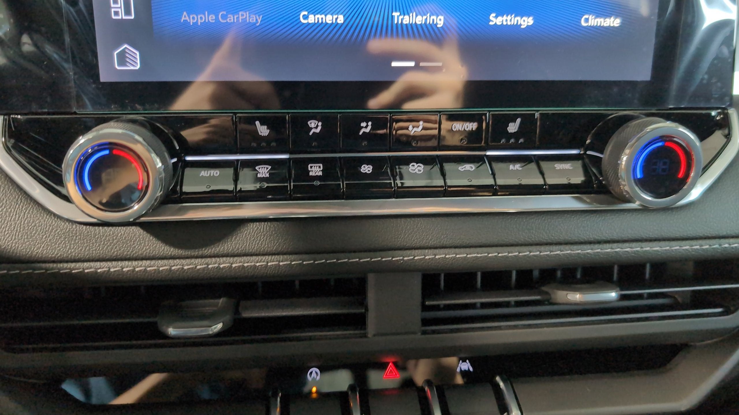 2026 Chevrolet Colorado LT - Photo 24