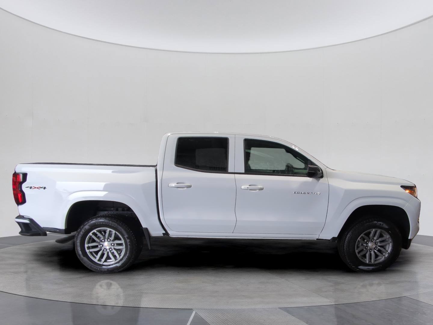 2026 Chevrolet Colorado LT - Photo 7