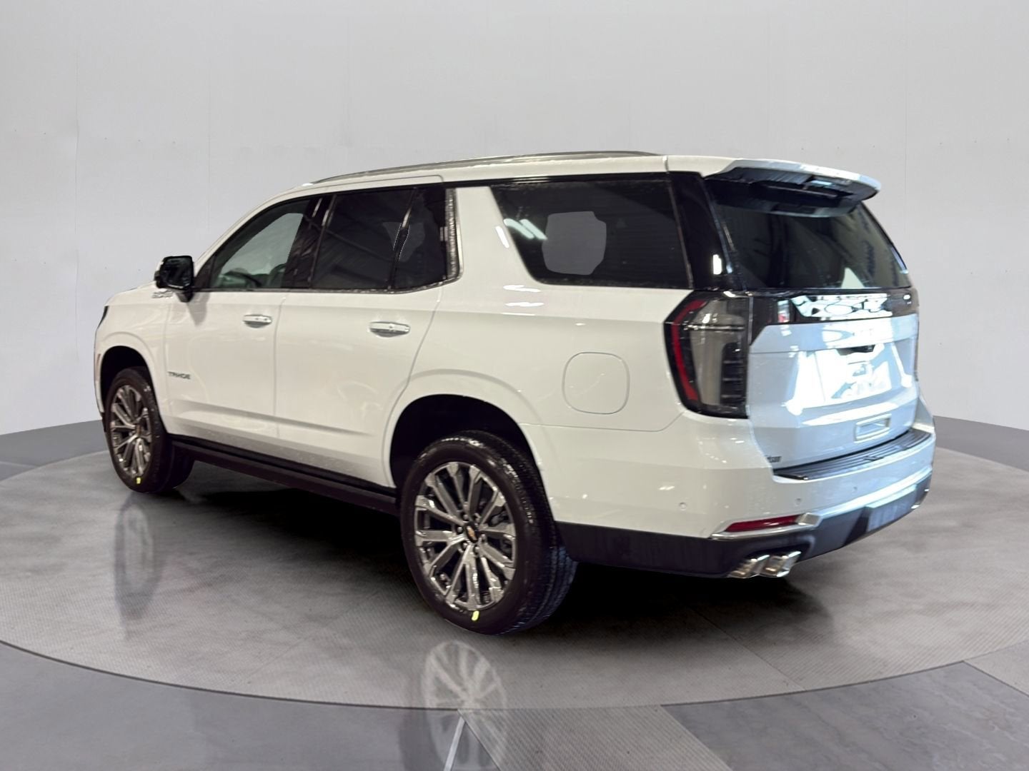 2026 Chevrolet Tahoe High Country - Photo 3