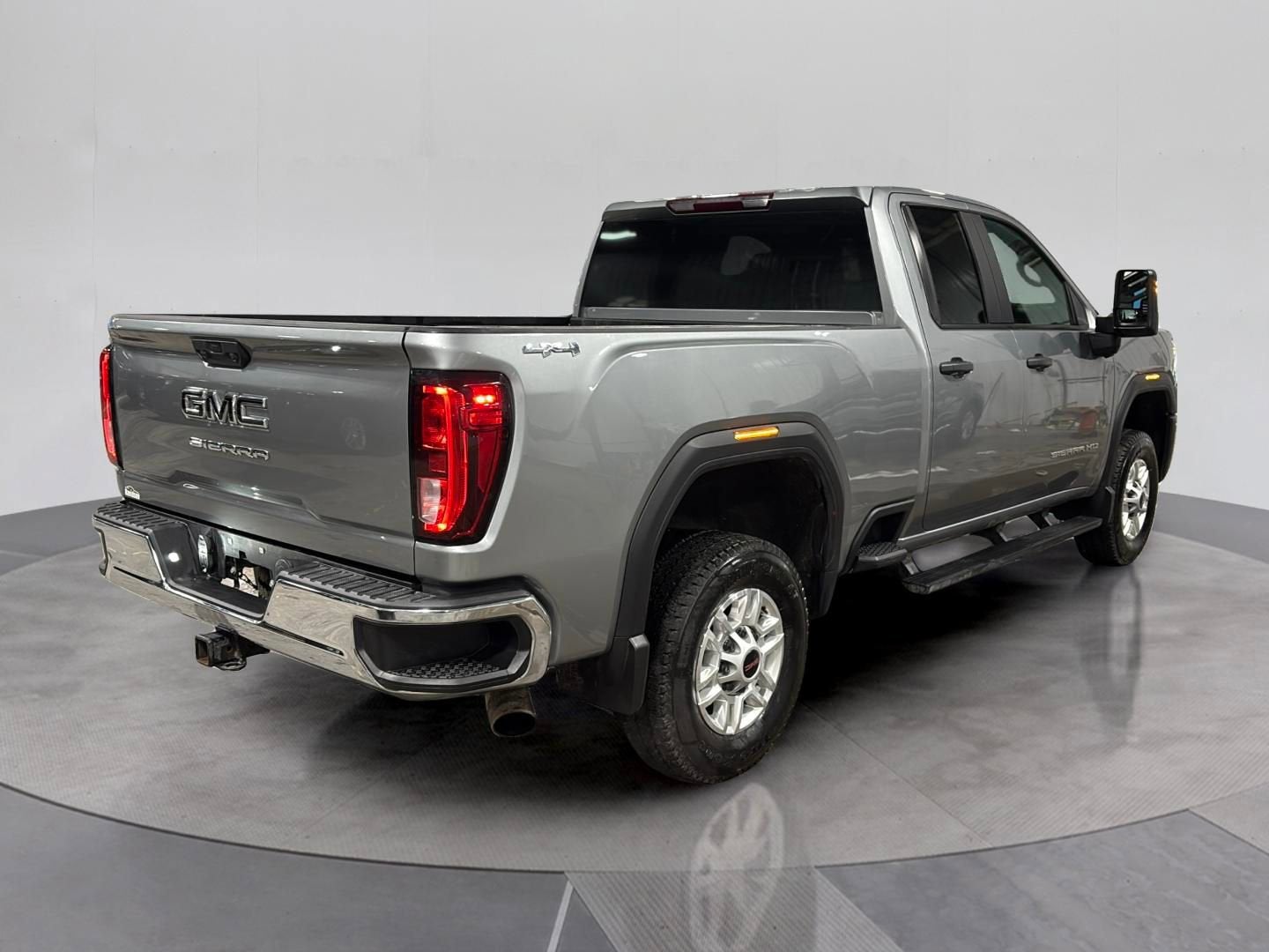 2024 GMC Sierra 2500 HD Pro