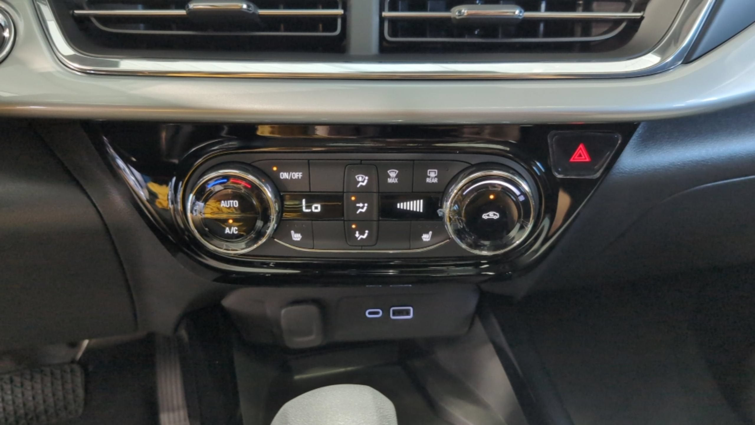 2026 Chevrolet Trax LT - Photo 24