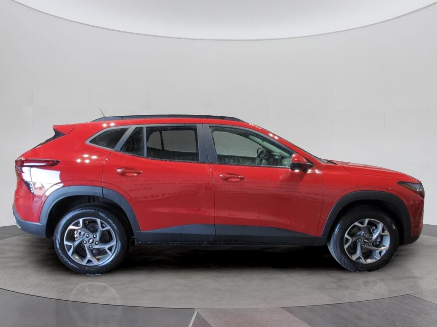 2026 Chevrolet Trax LT - Photo 7