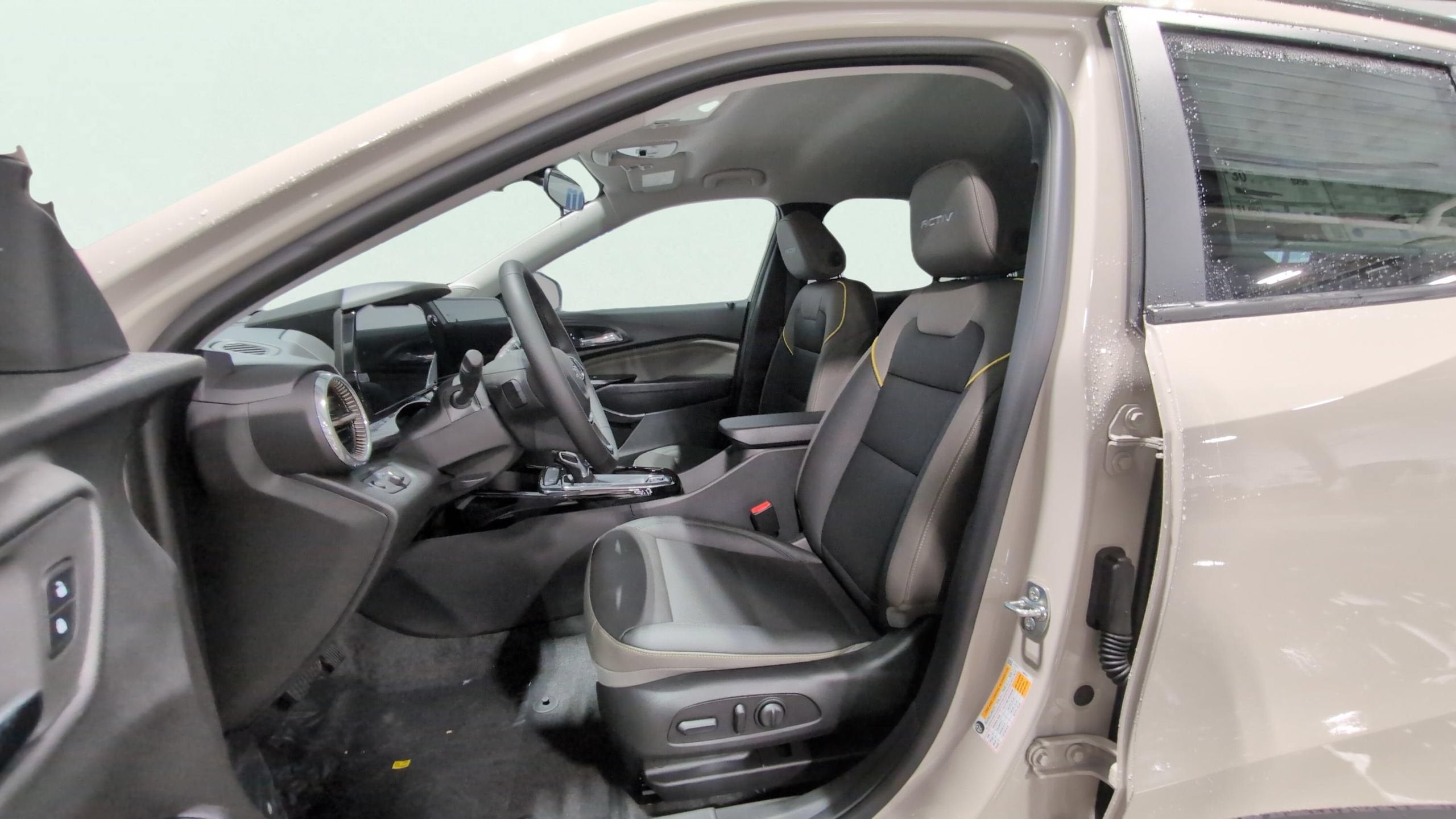 2026 Chevrolet Trax Activ - Photo 12